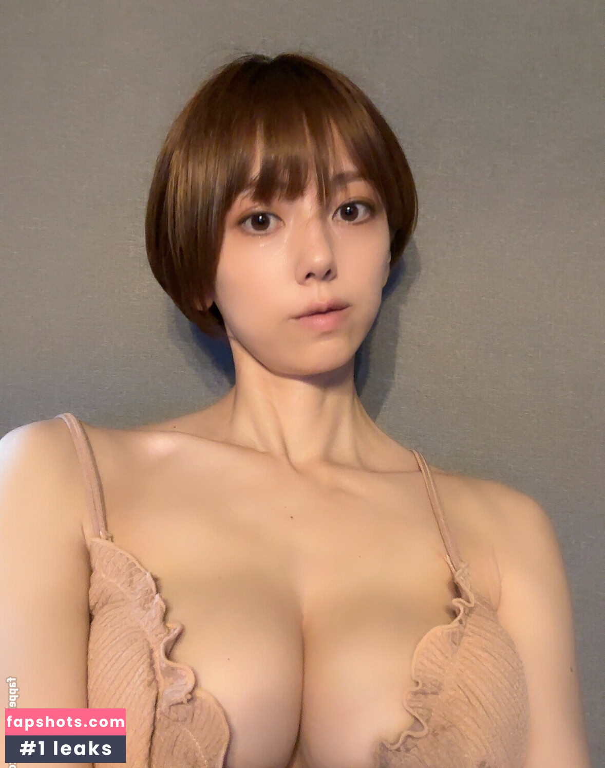 Miki Itoka nude babe gallery