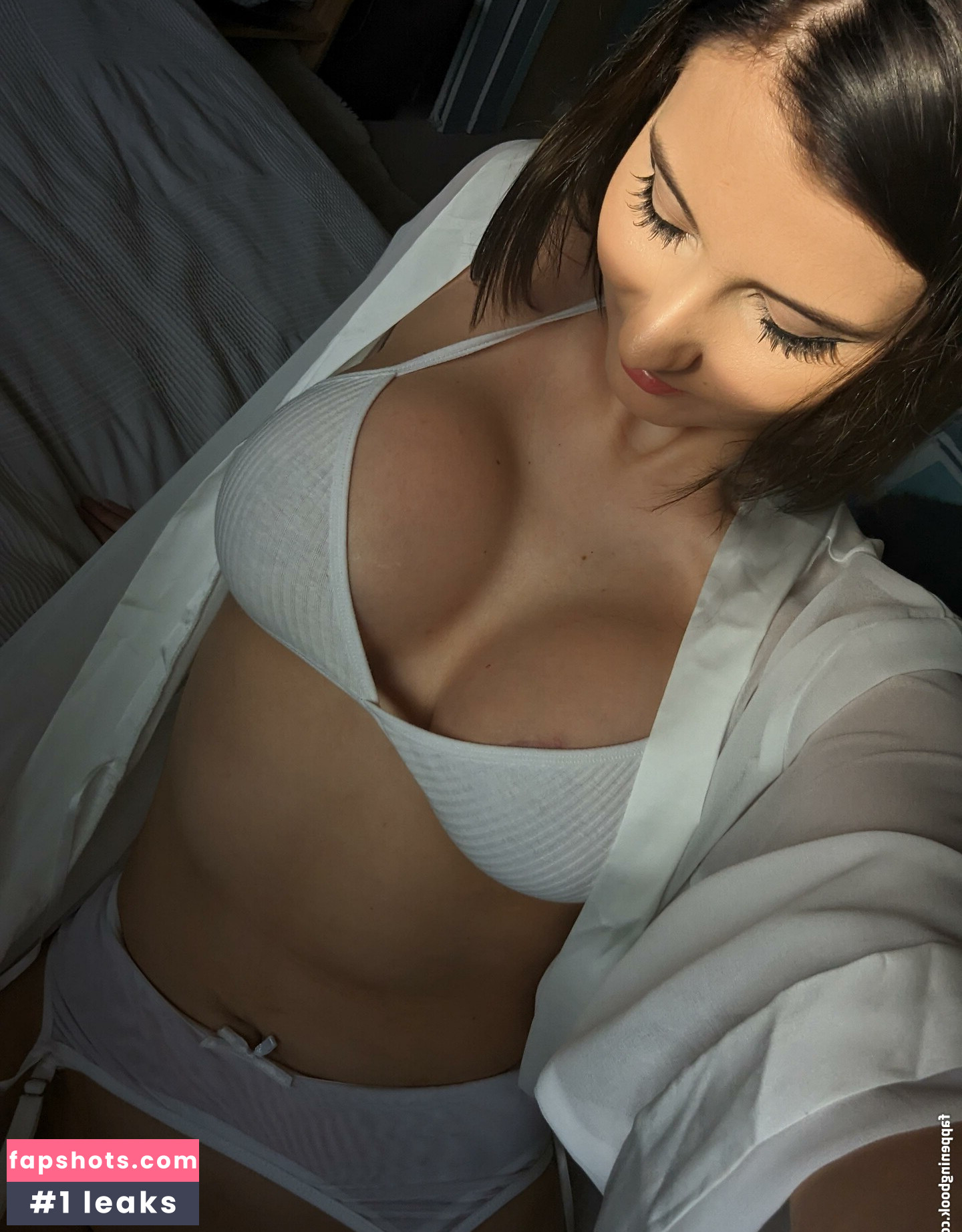 Miko Miau gallery photo #36