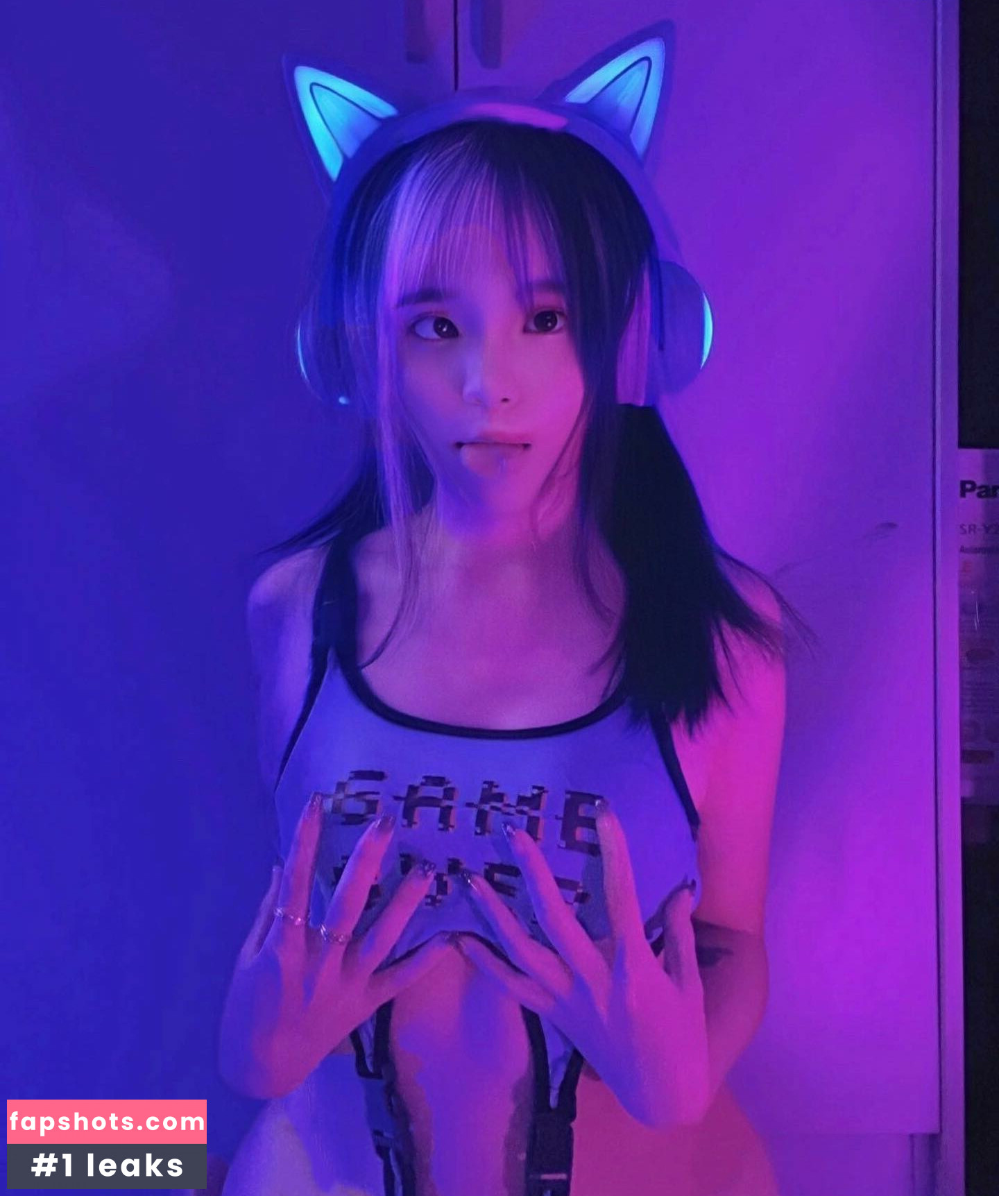 mikoqiqi_ gallery photo #25