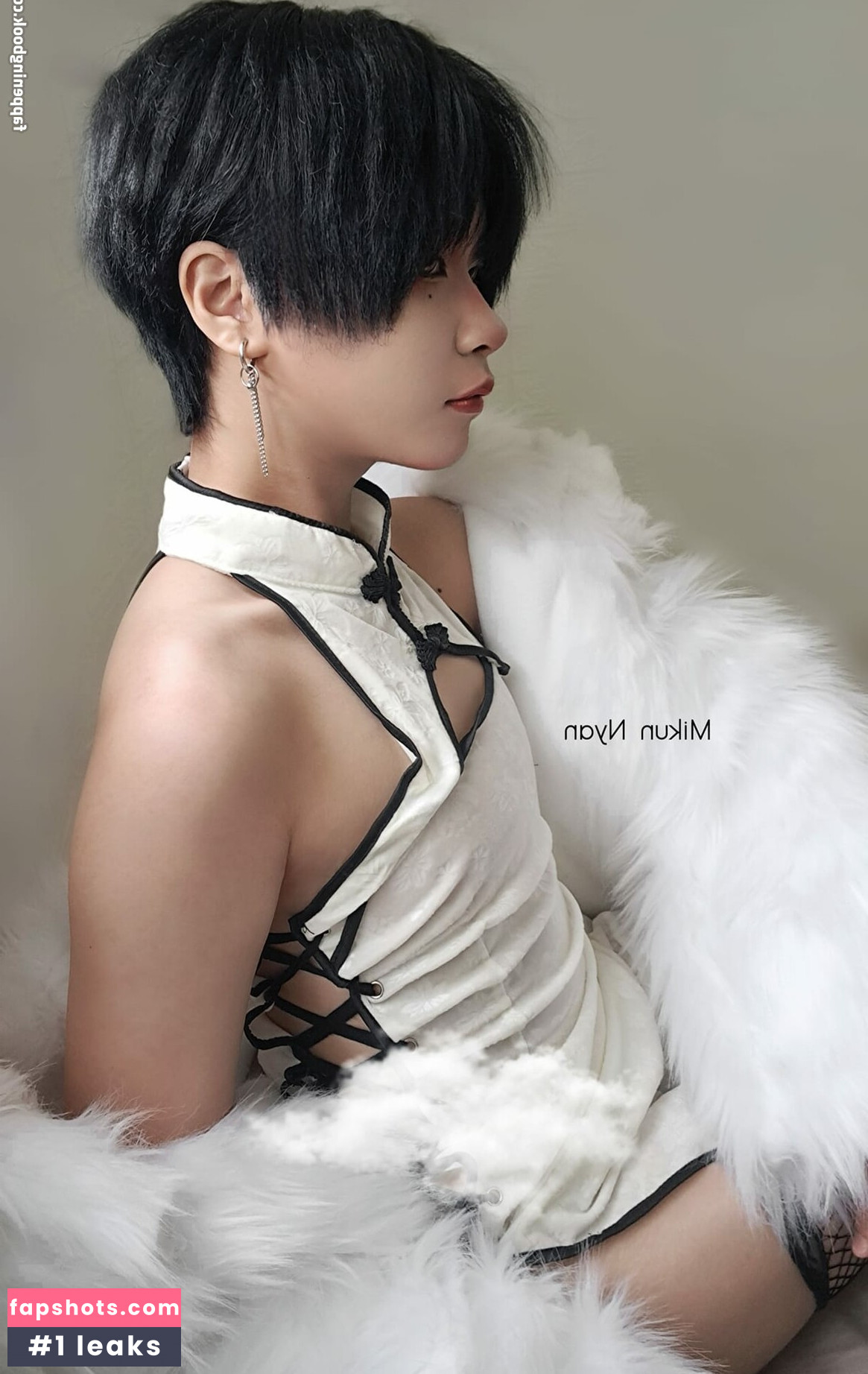 Mikun Nyan gallery photo #17