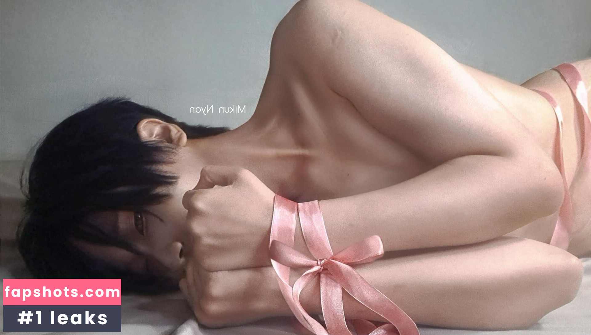 Mikun Nyan gallery photo #35