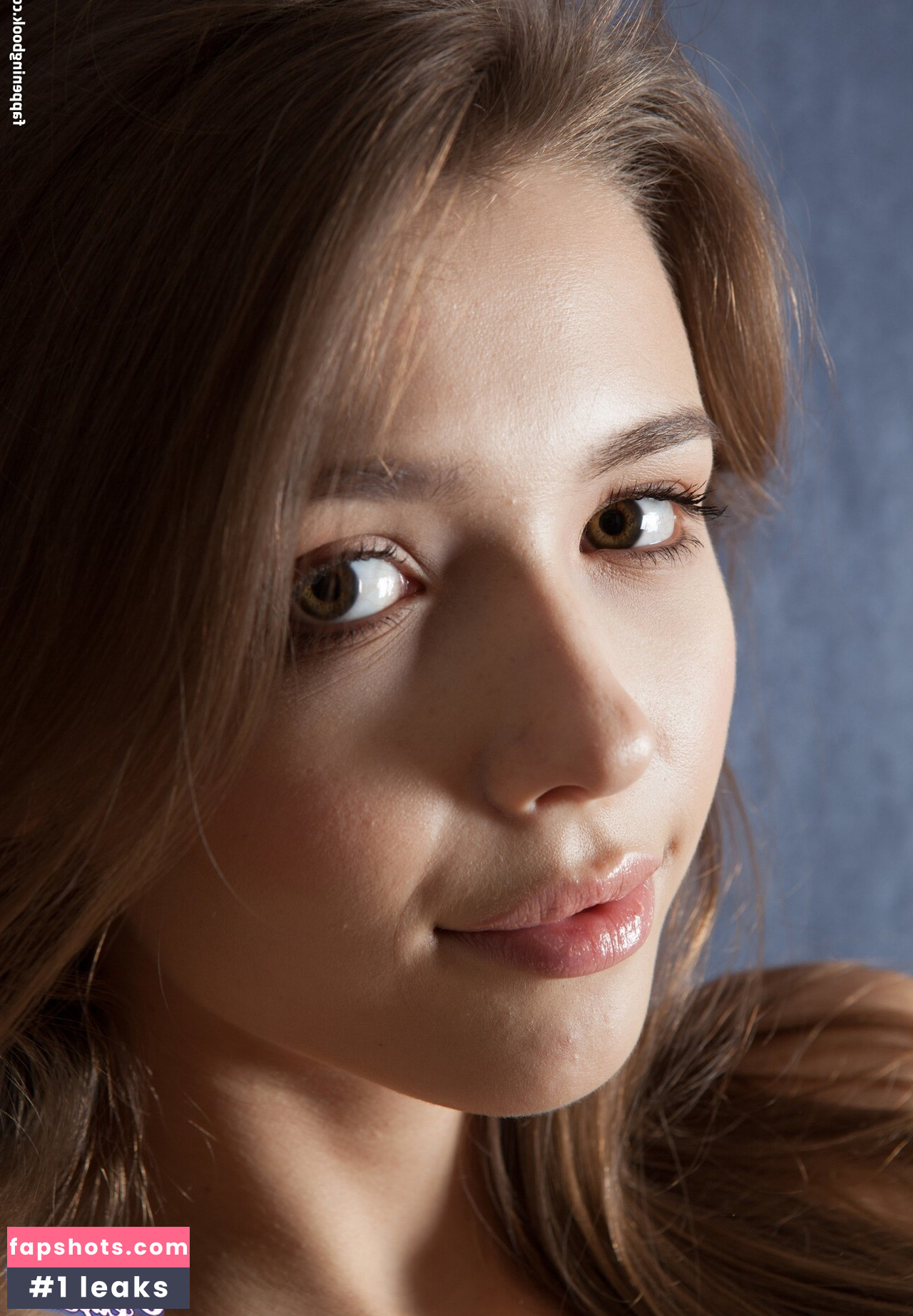 Mila Azul gallery photo #1544