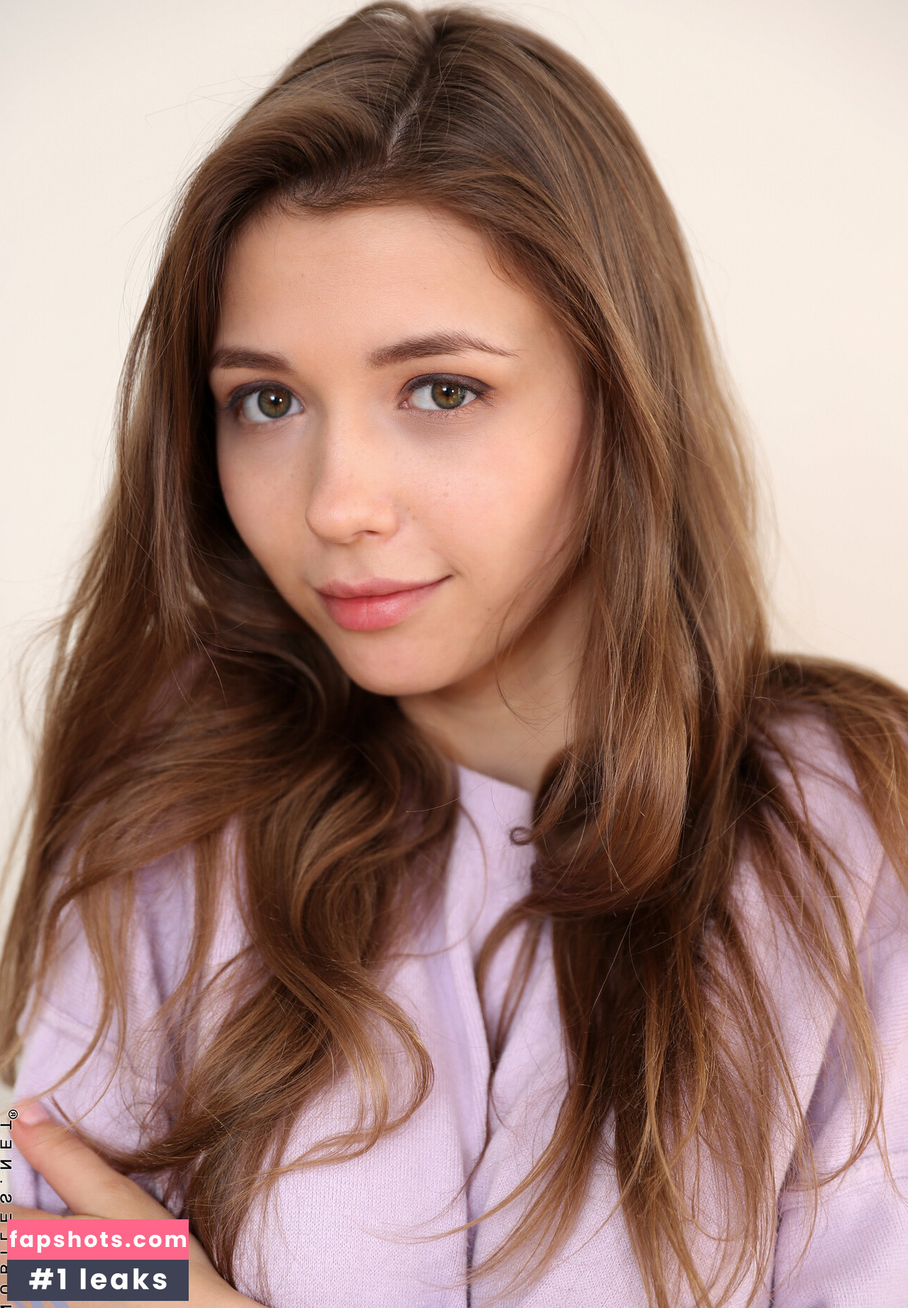 Mila Azul gallery photo #1646