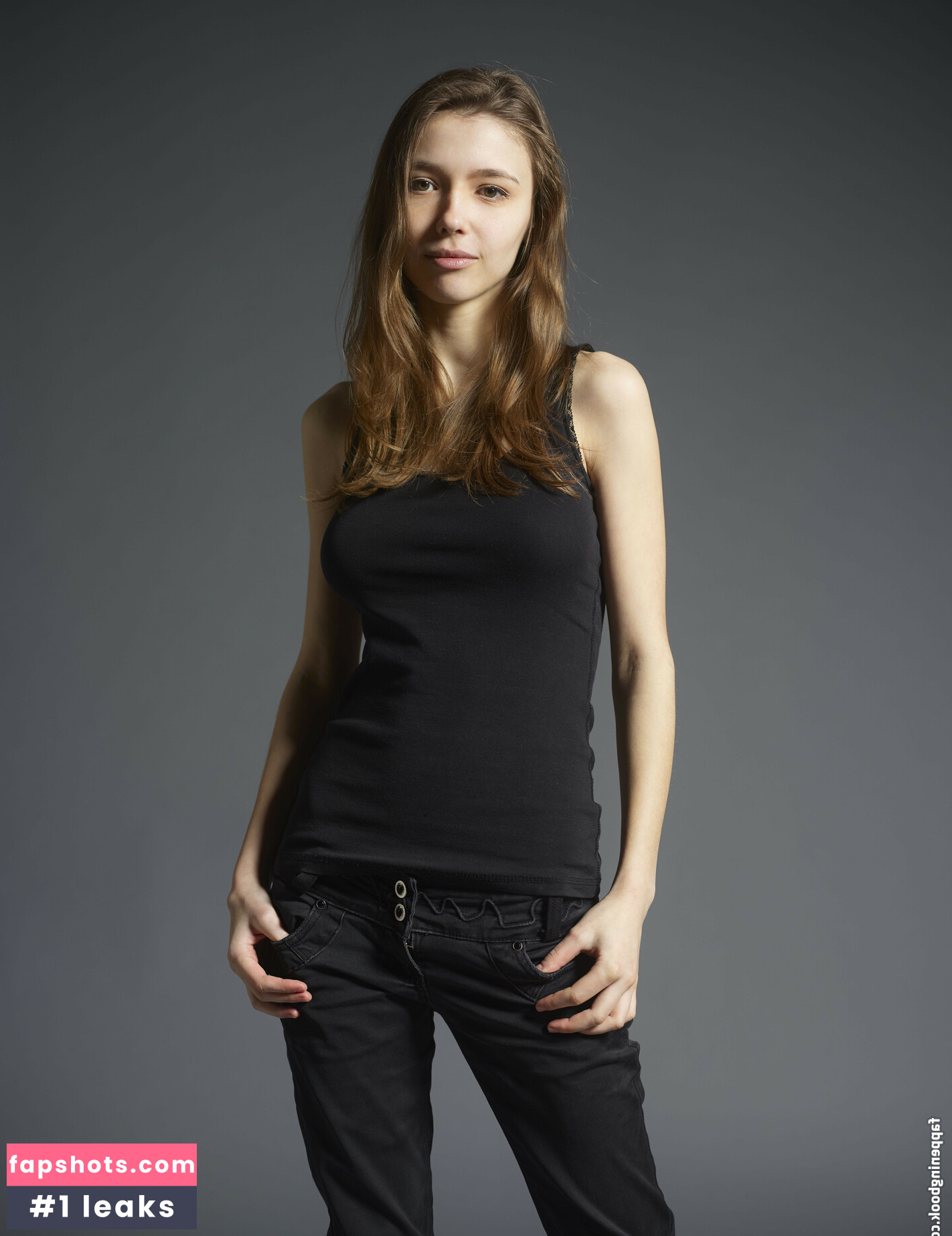 Mila Azul gallery photo #1668