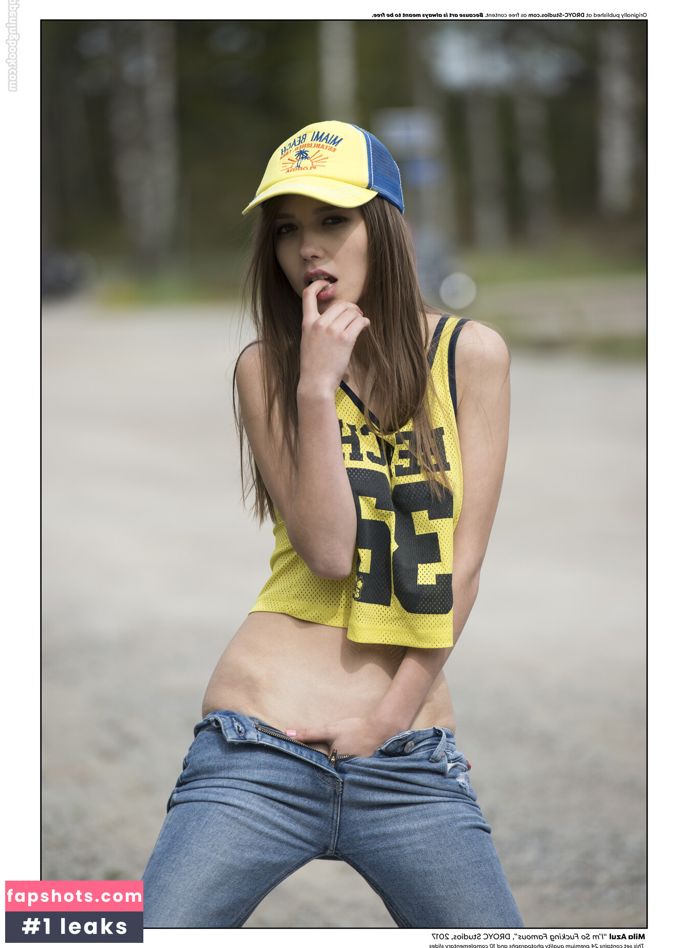 Mila Azul gallery photo #1938