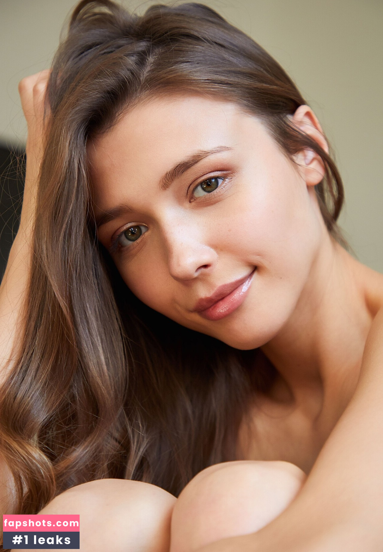 Mila Azul gallery photo #2275