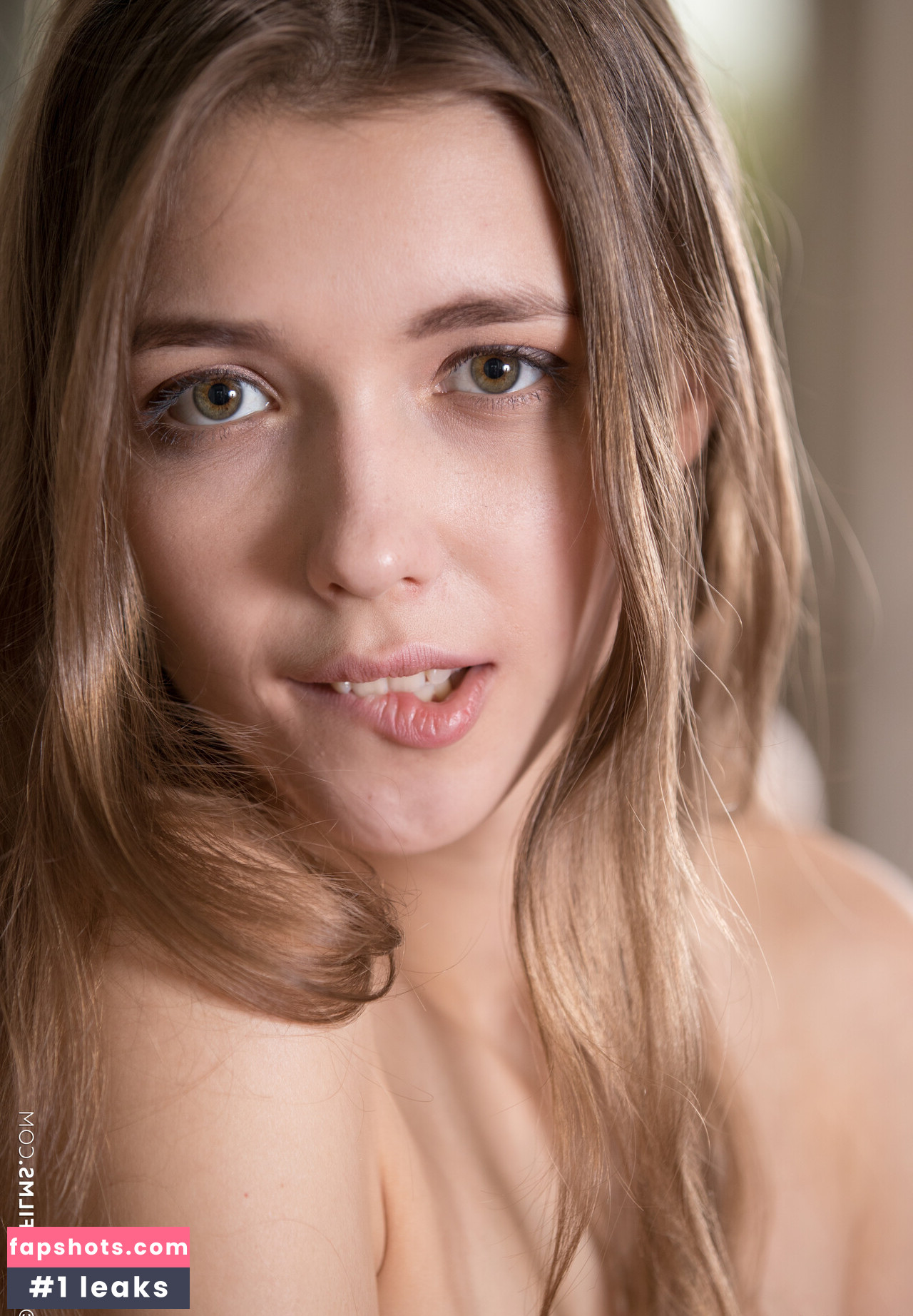 Mila Azul gallery photo #2342