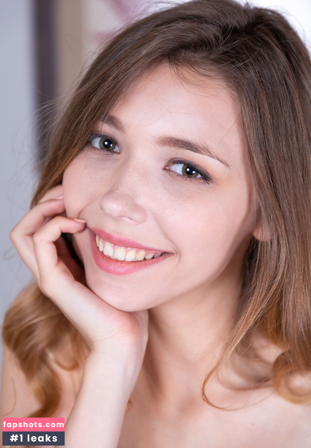 Mila Azul gallery photo #2382