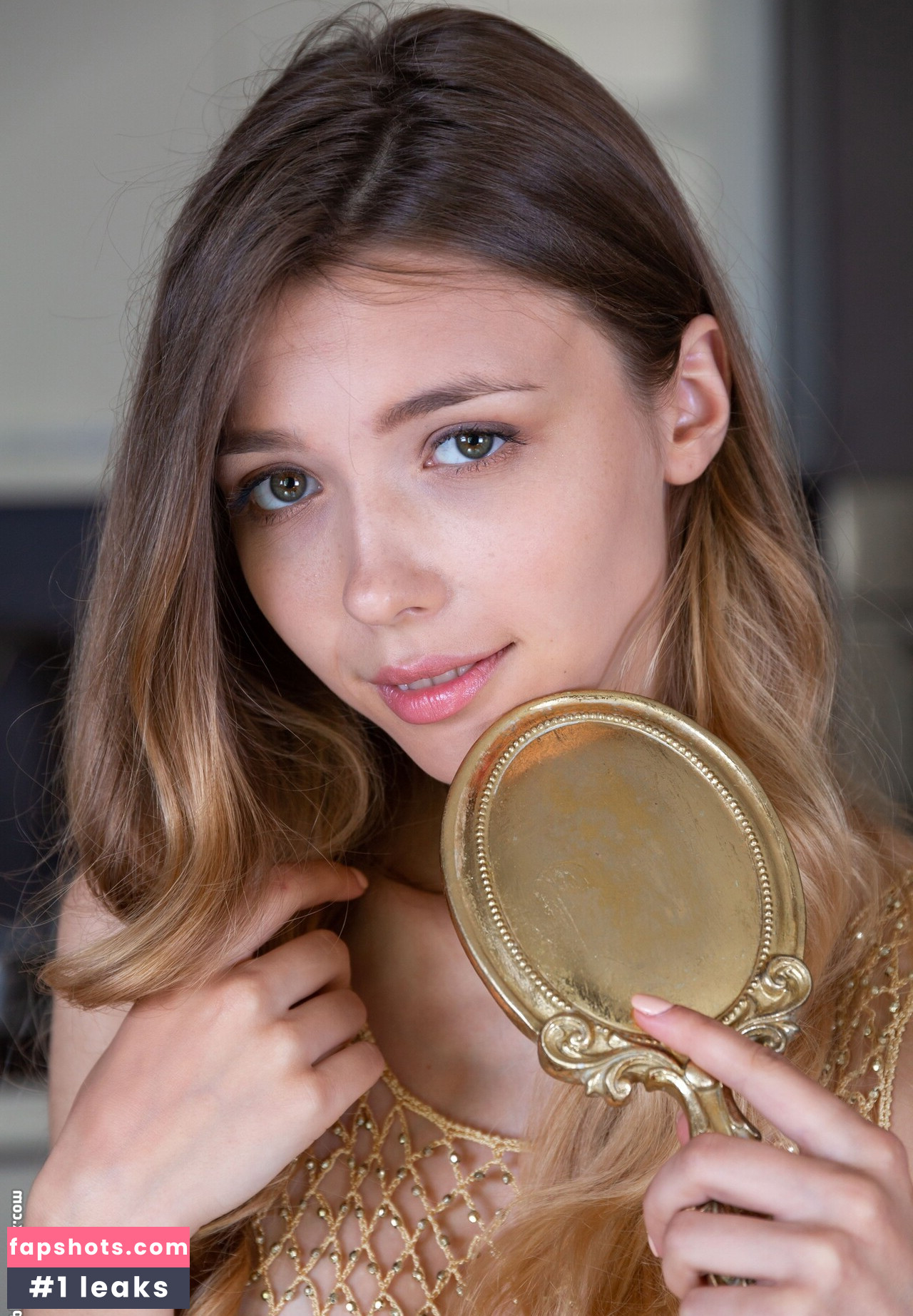 Mila Azul gallery photo #2396