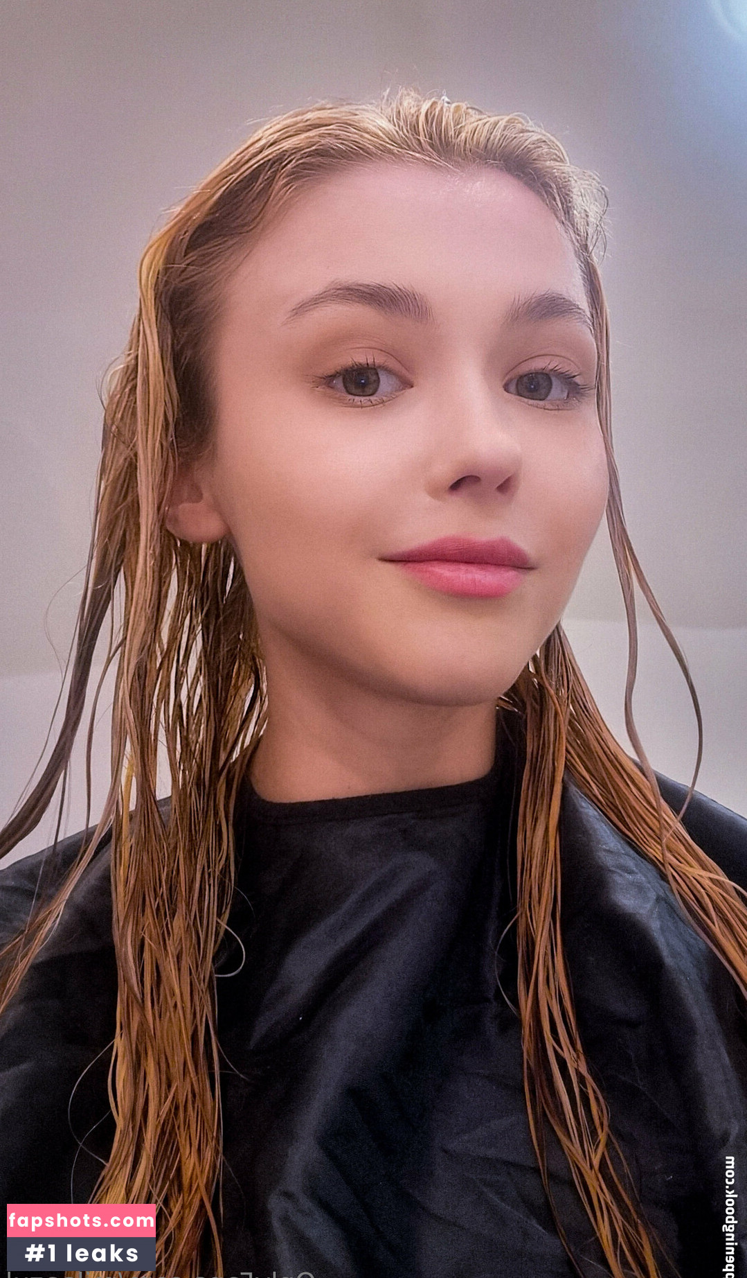 Mila Azul gallery photo #267