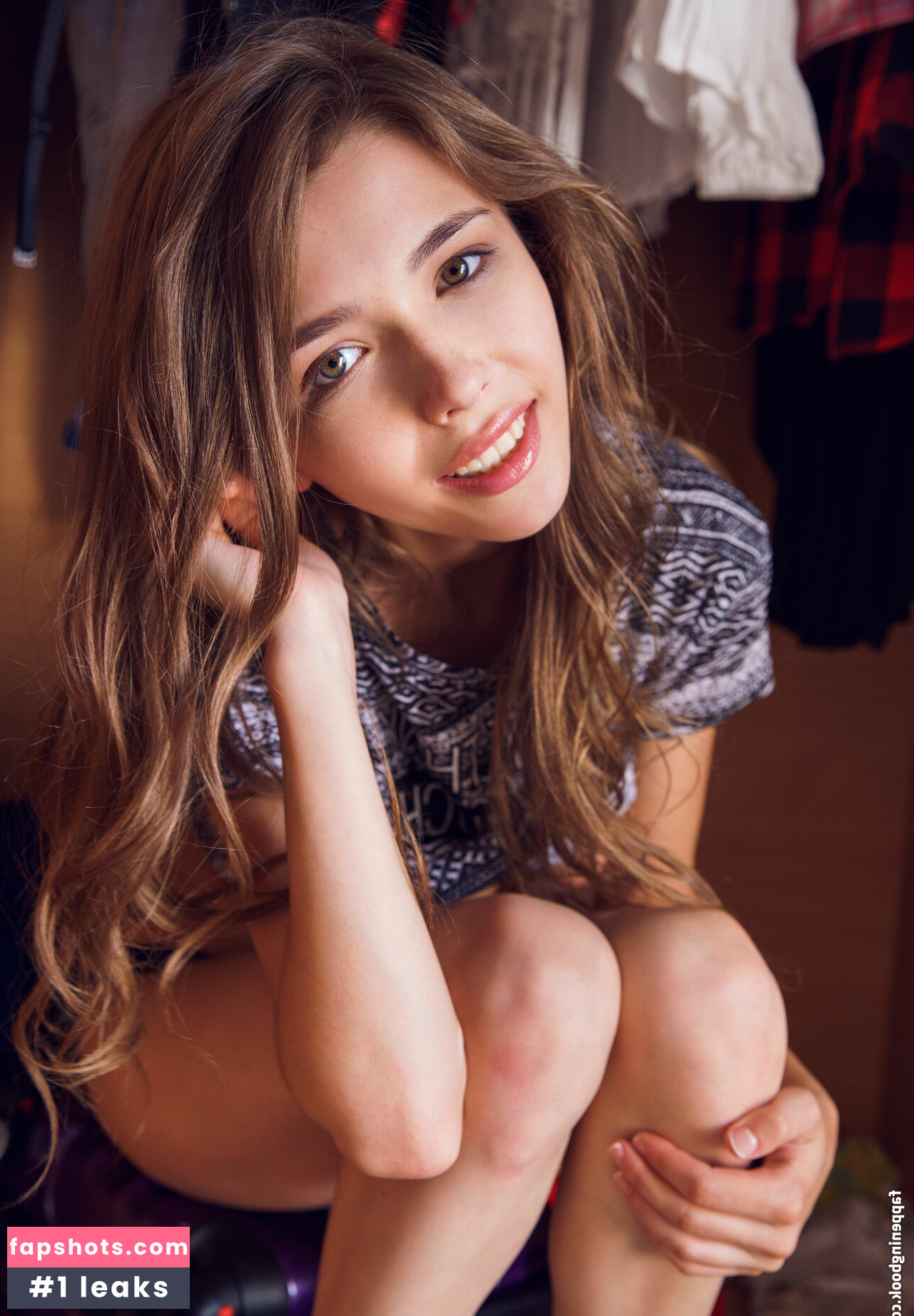 Mila Azul gallery photo #2718