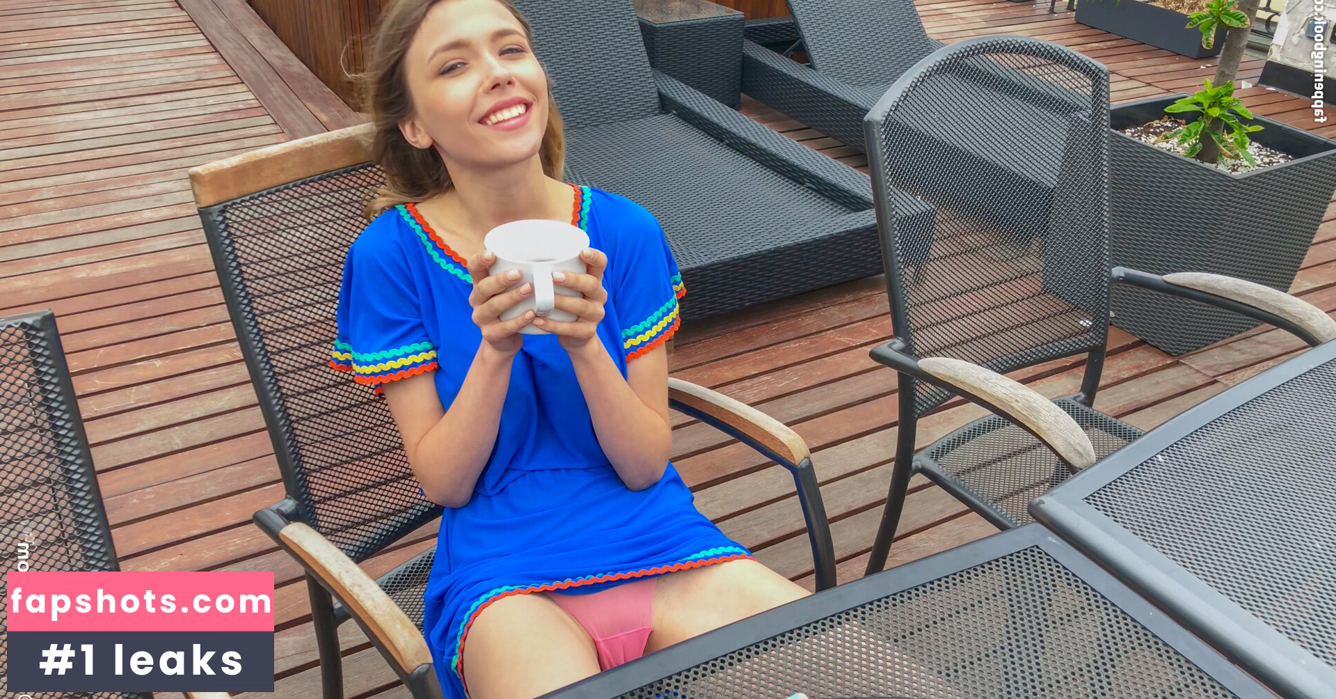 Mila Azul gallery photo #2977