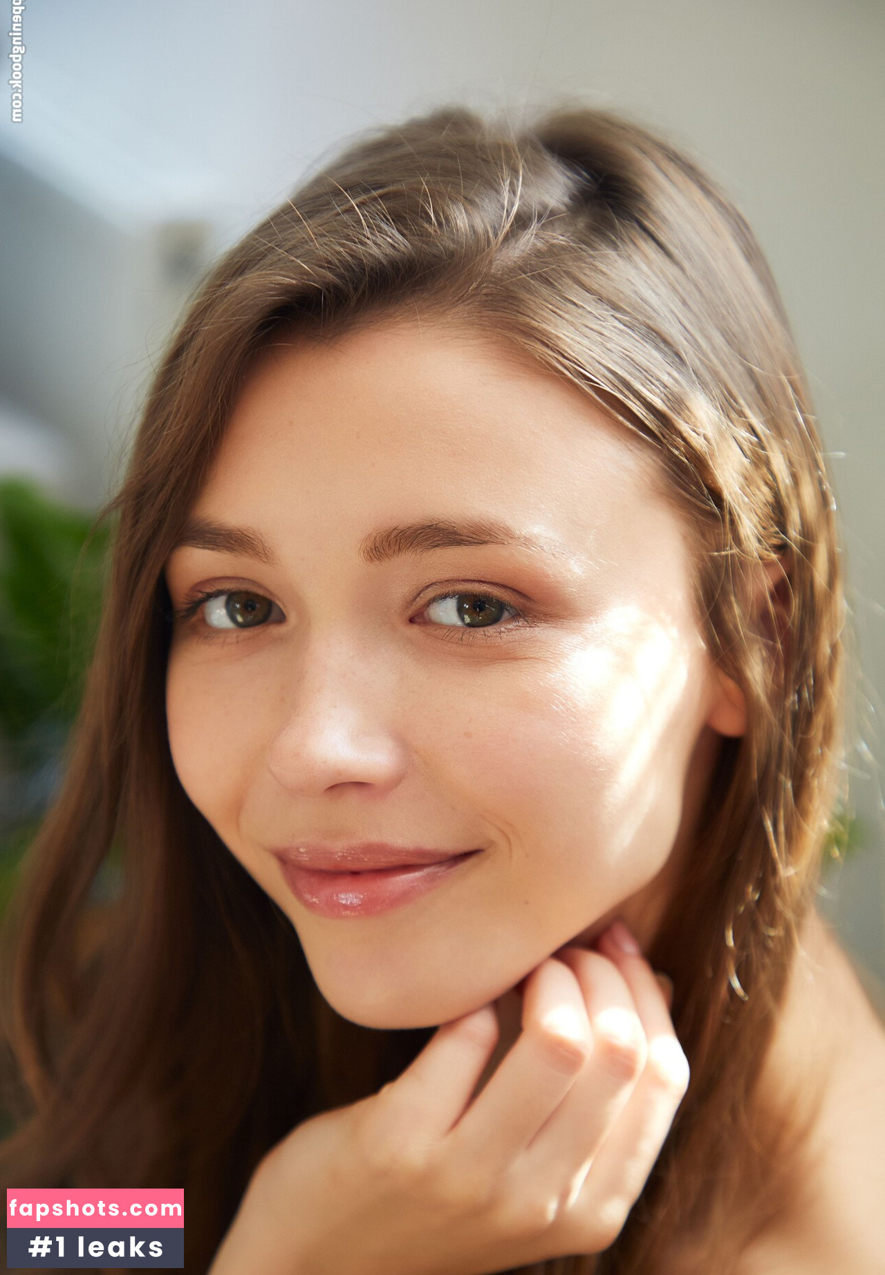 Mila Azul gallery photo #3808