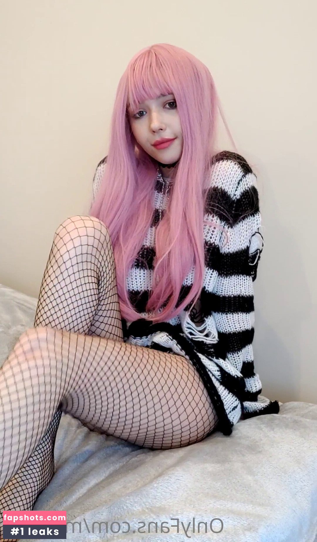 Mila Azul gallery photo #382