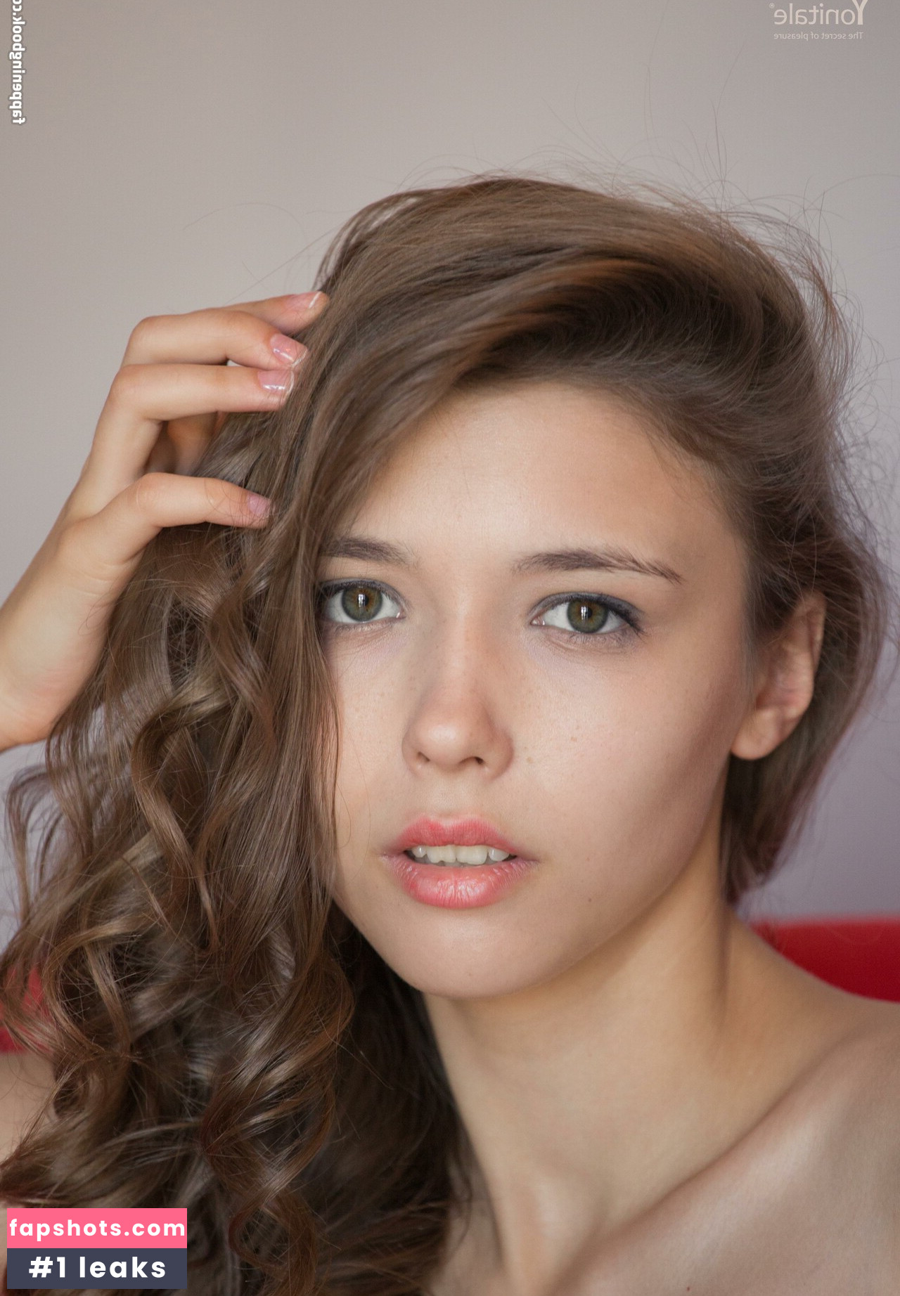 Mila Azul gallery photo #3845