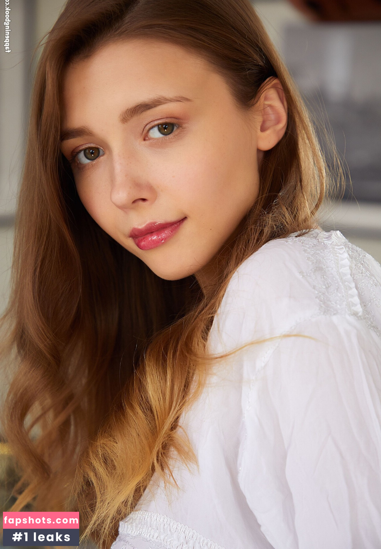 Mila Azul gallery photo #3879