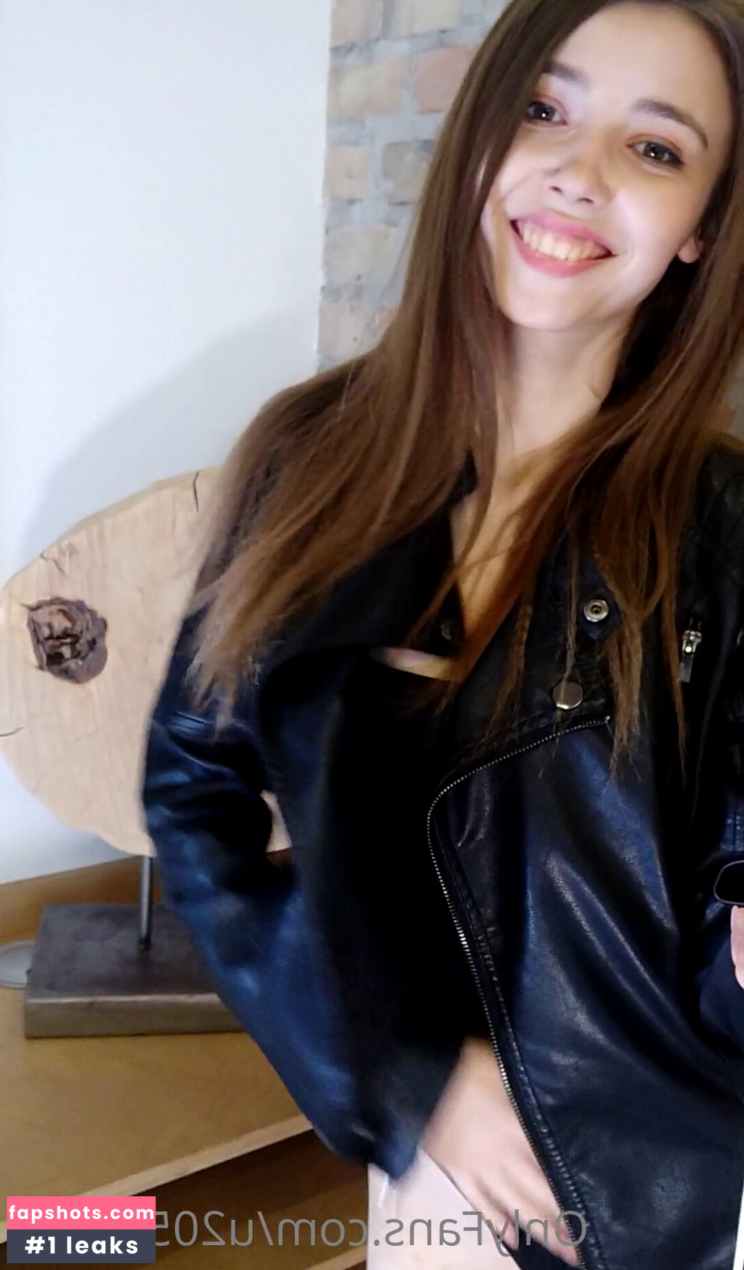 Mila Azul gallery photo #414