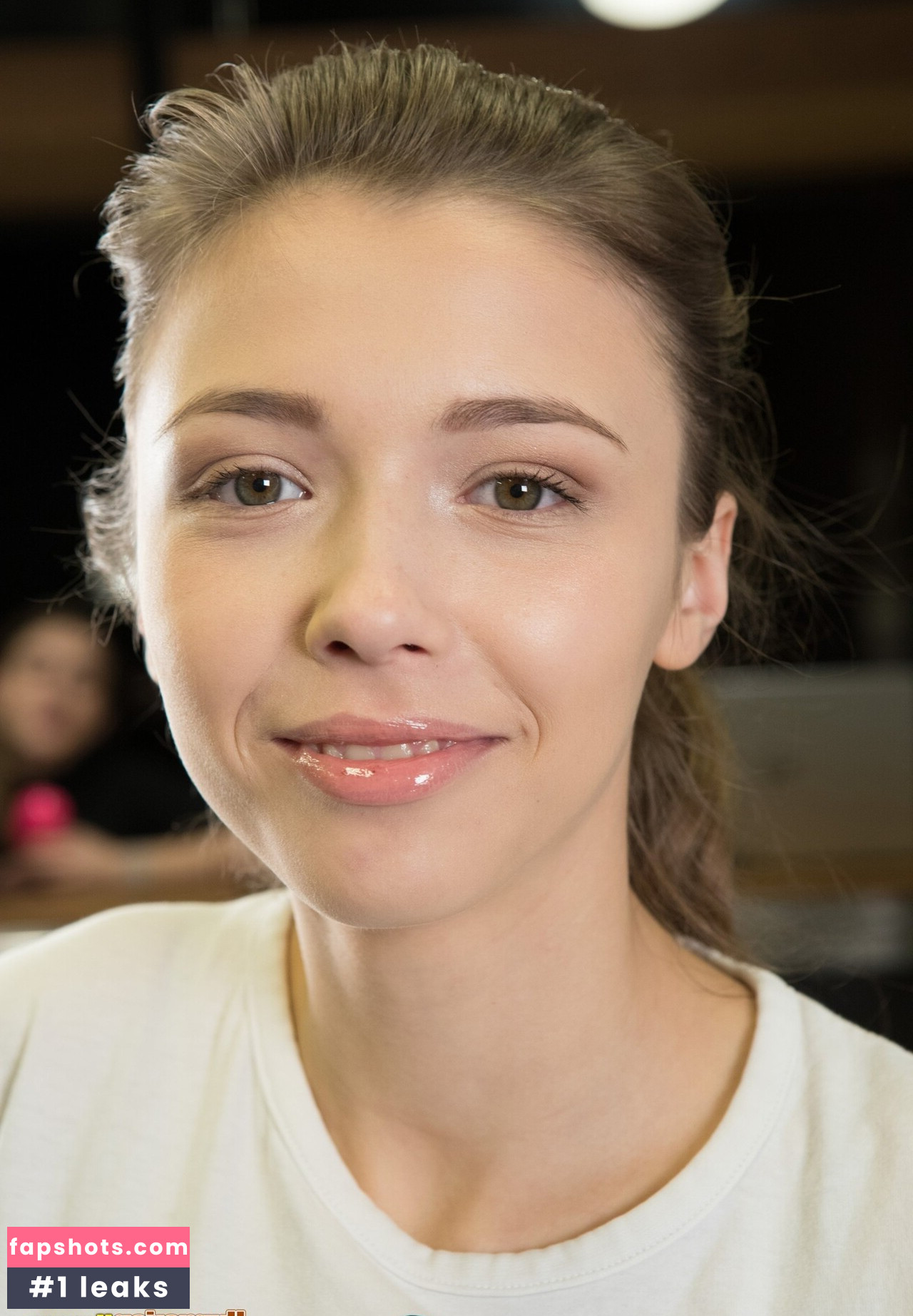 Mila Azul gallery photo #4224