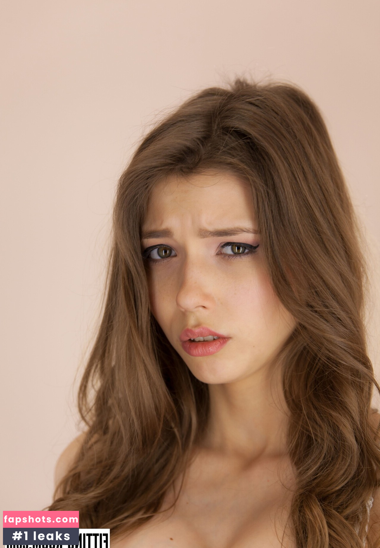 Mila Azul gallery photo #5131