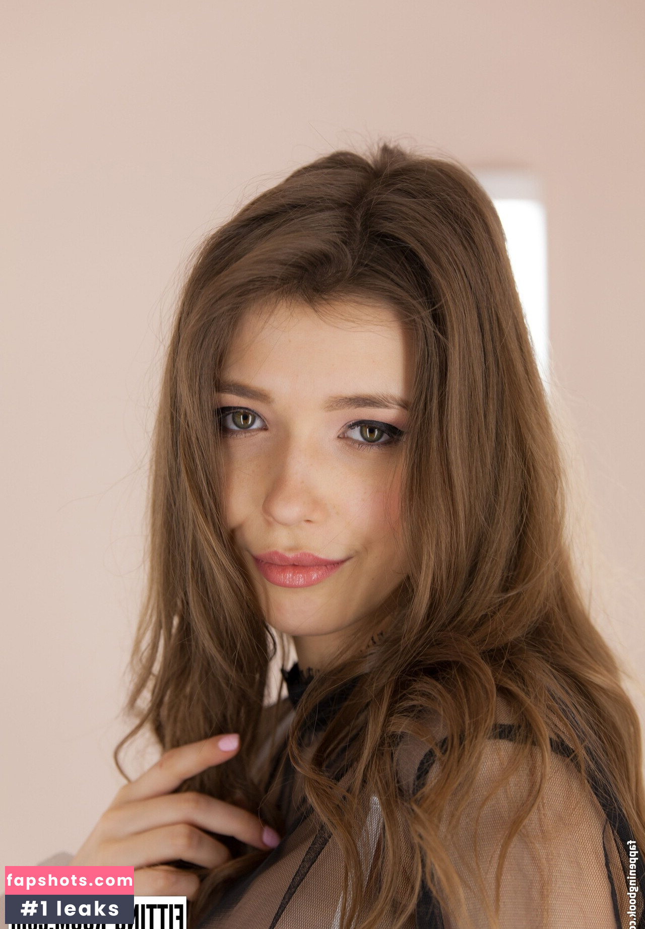 Mila Azul gallery photo #5134