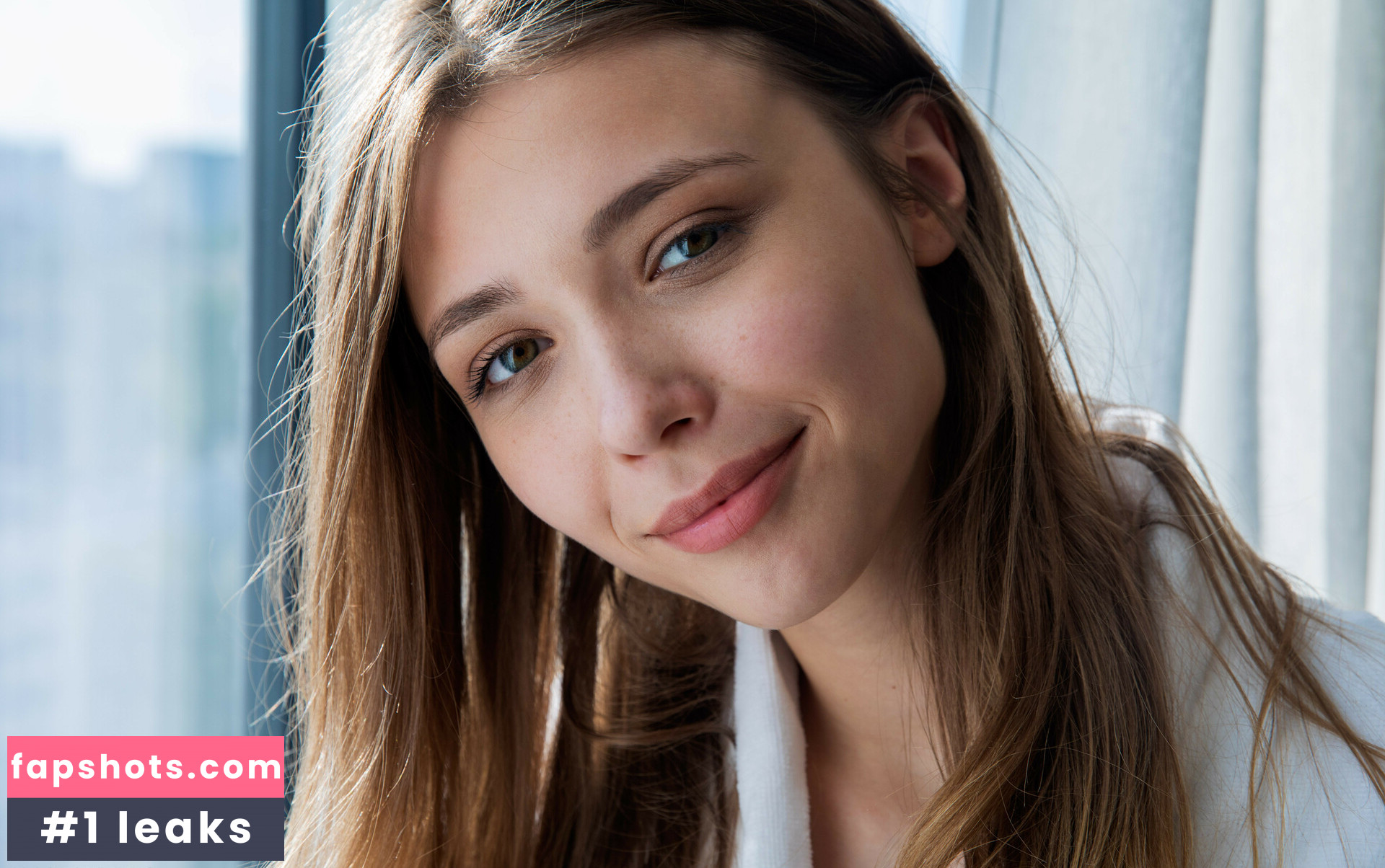 Mila Azul gallery photo #5232