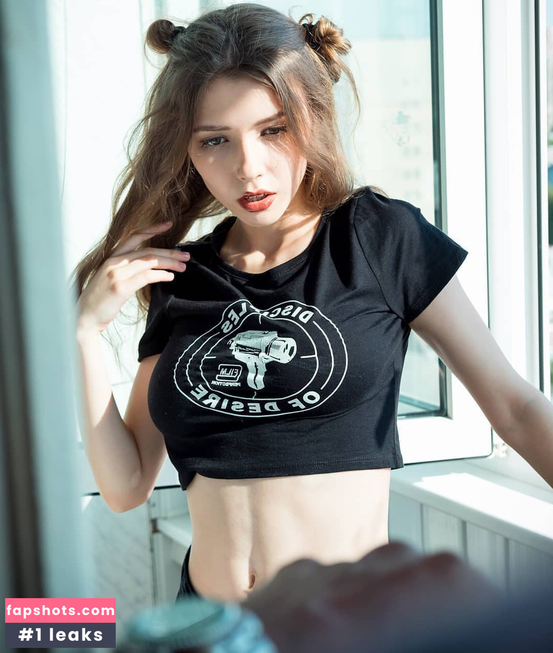 Mila Azul gallery photo #5612