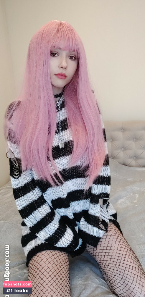 Mila Azul gallery photo #6498