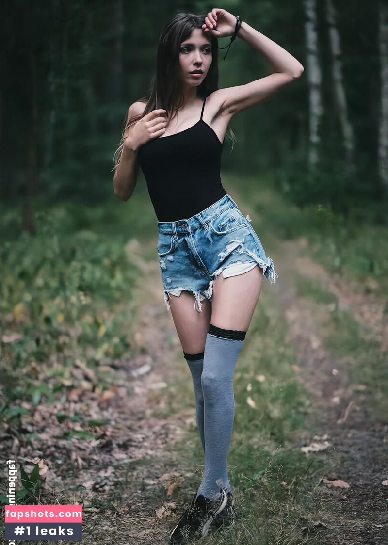 Mila Azul gallery photo #6862