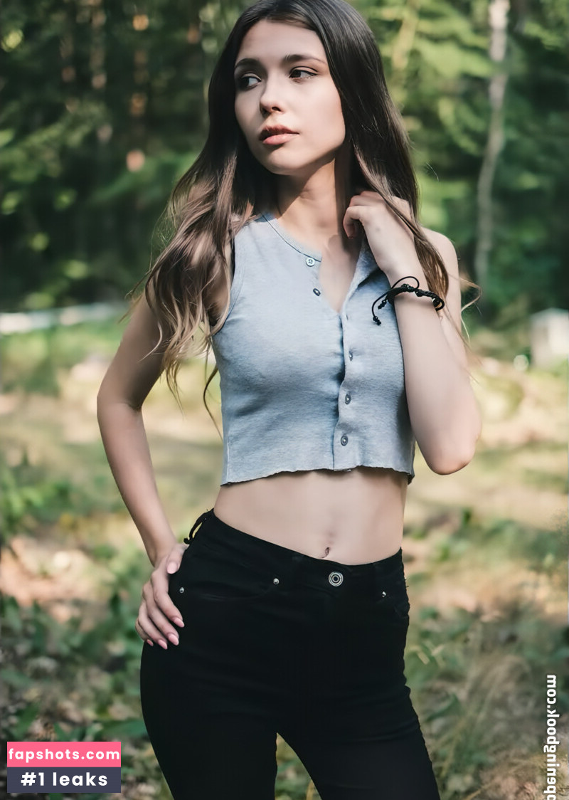 Mila Azul gallery photo #6864