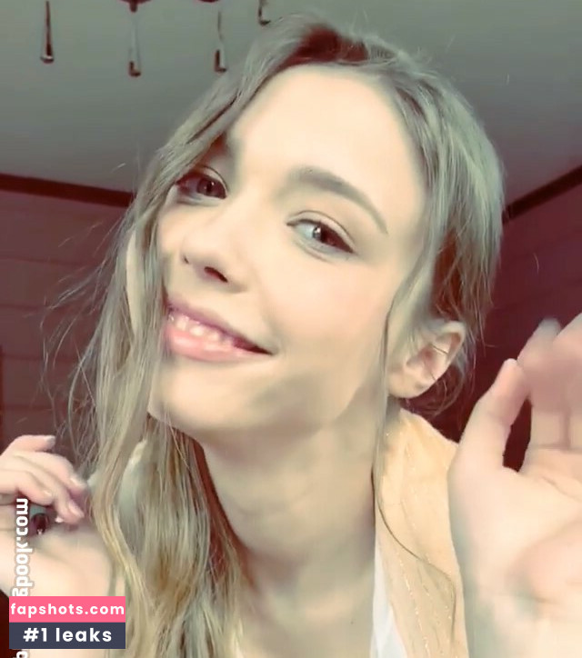 Mila Azul gallery photo #6883