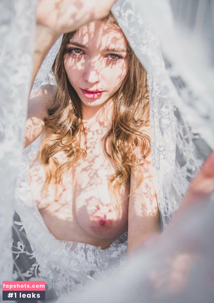 Mila Azul gallery photo #6990