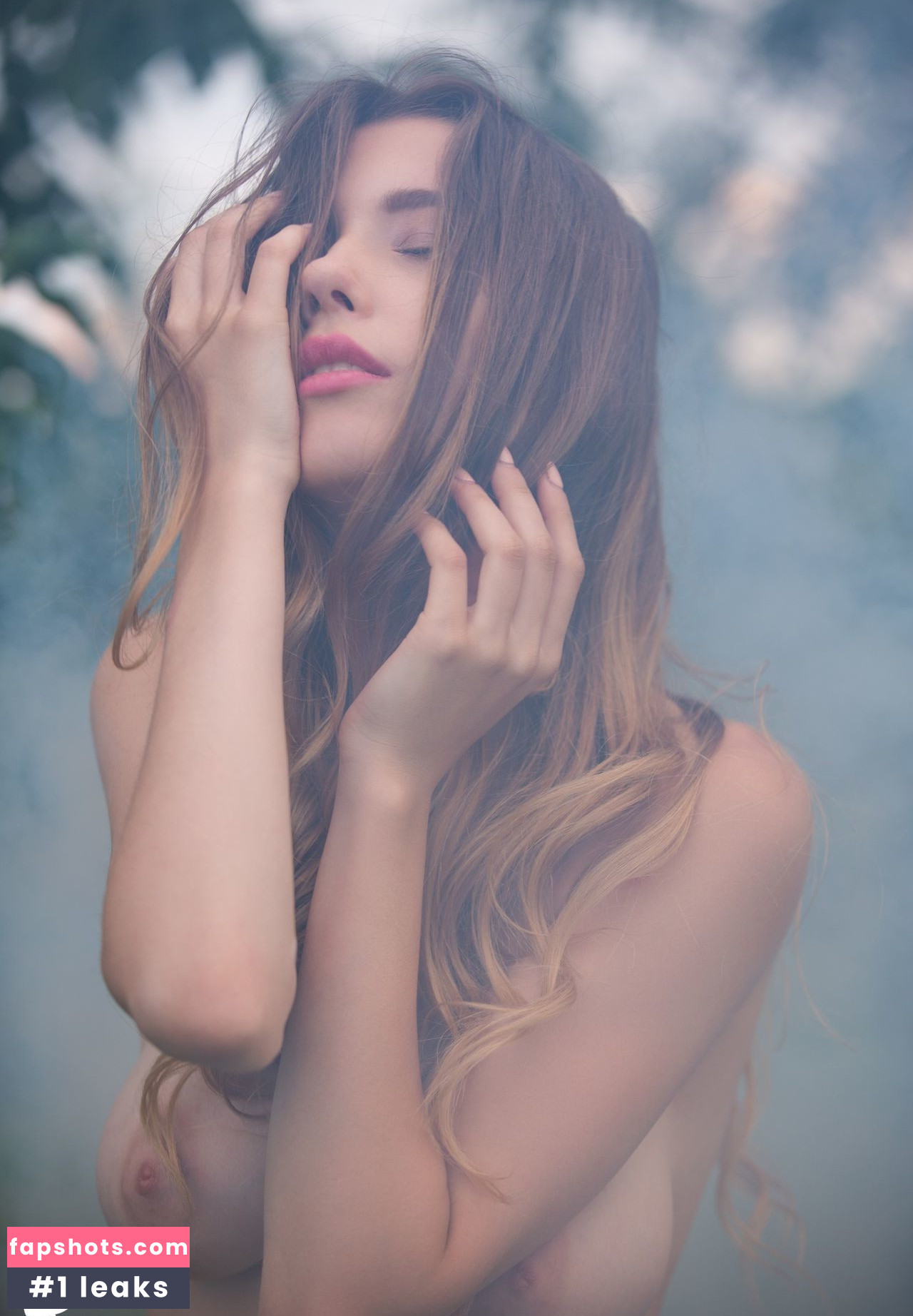 Mila Azul gallery photo #8181