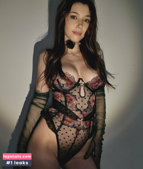 Mila Azul gallery photo #2342