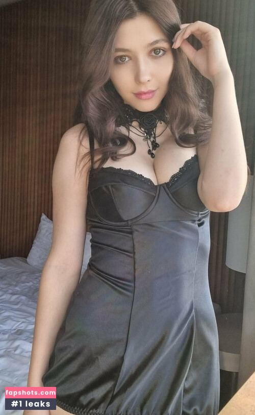 Mila Azul gallery photo #2374