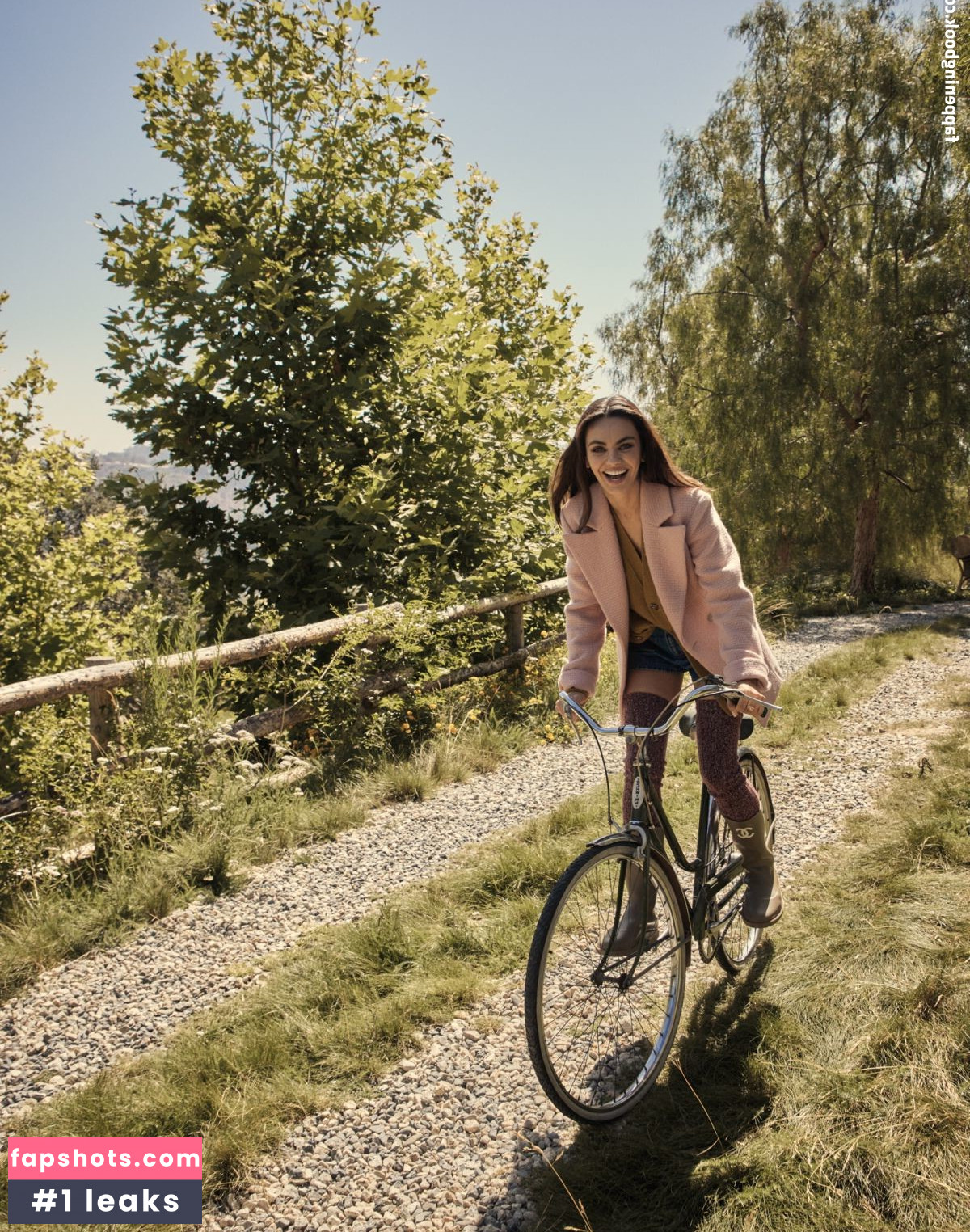 Mila Kunis Nude Leaks OnlyFans Photos #247 - Fapshots