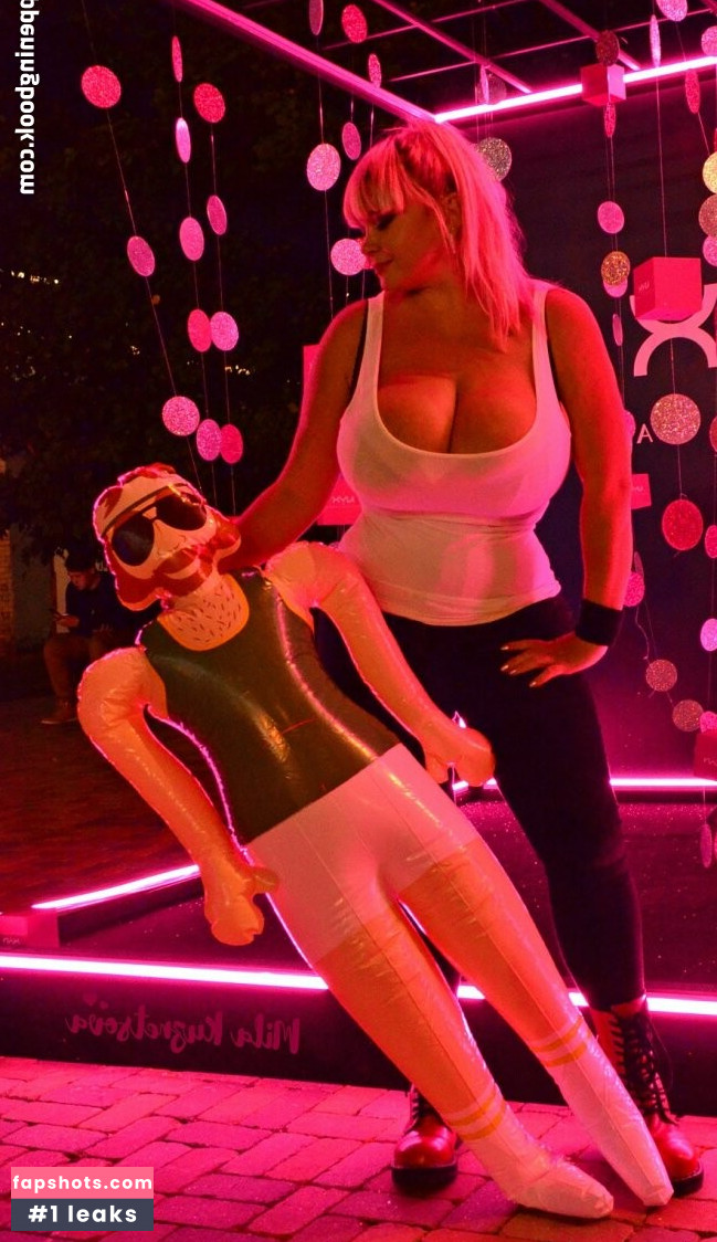 Mila Kuznetsova gallery photo #23