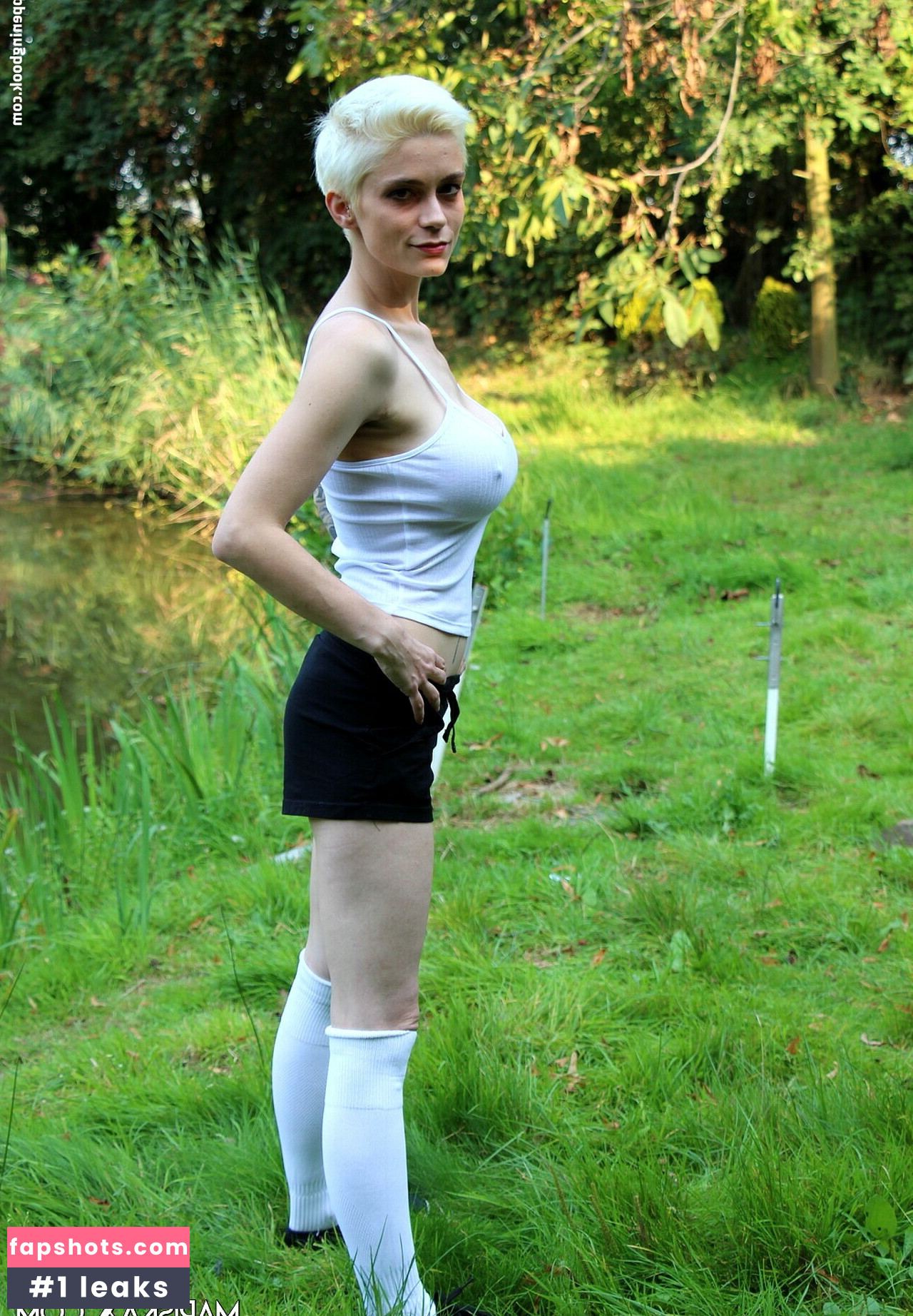 Mila Milan gallery photo #6