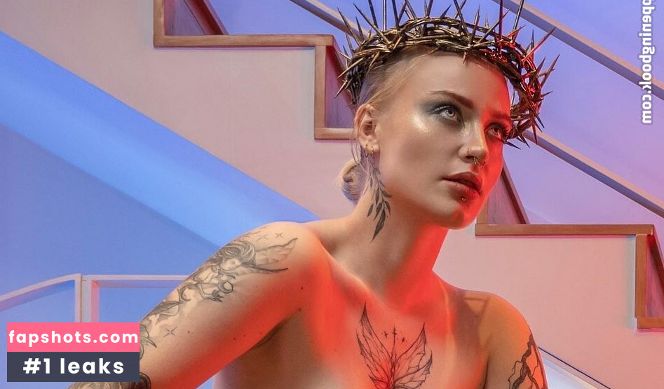 Mila Orriols gallery photo #3