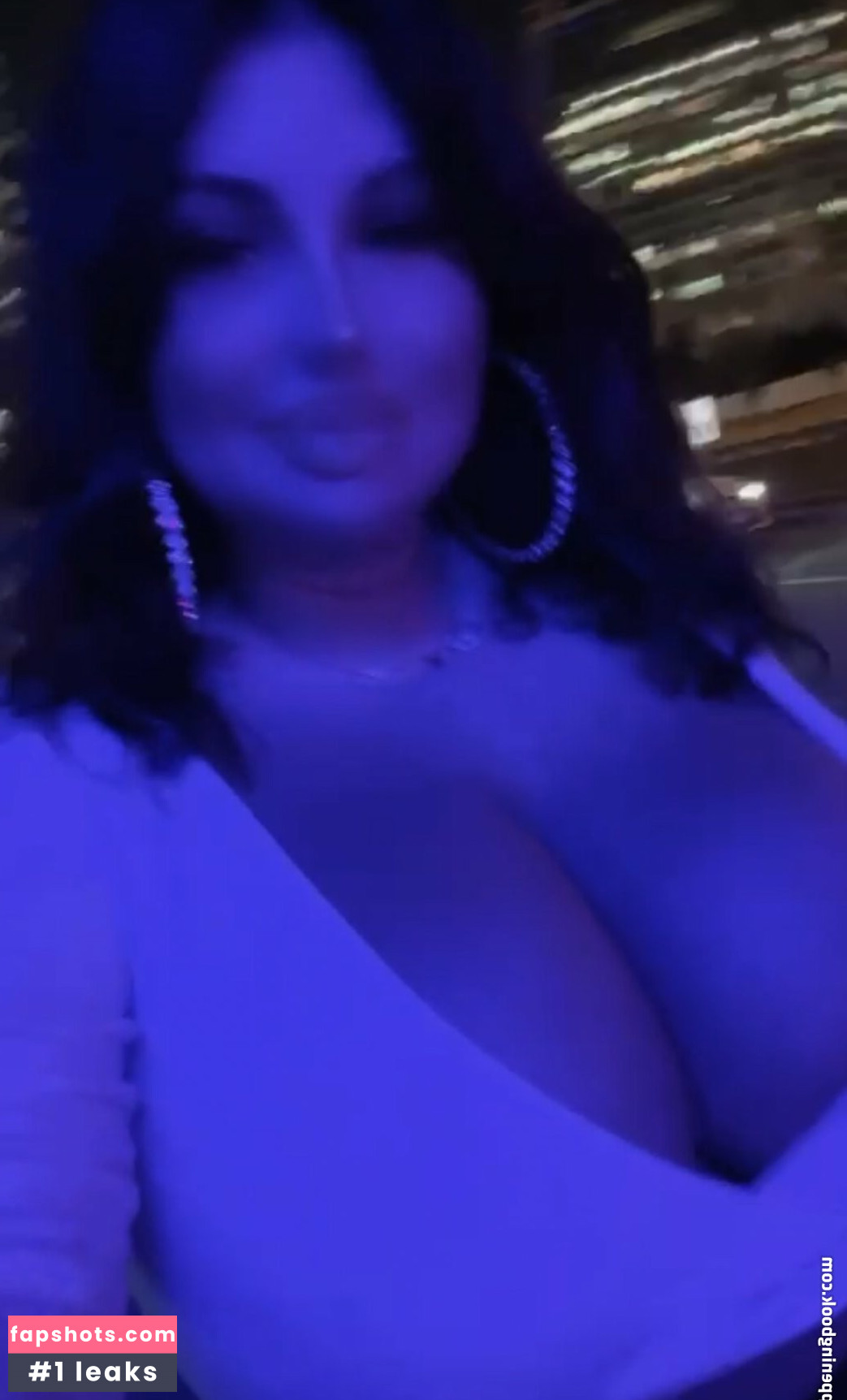 Mila Pink gallery photo #18