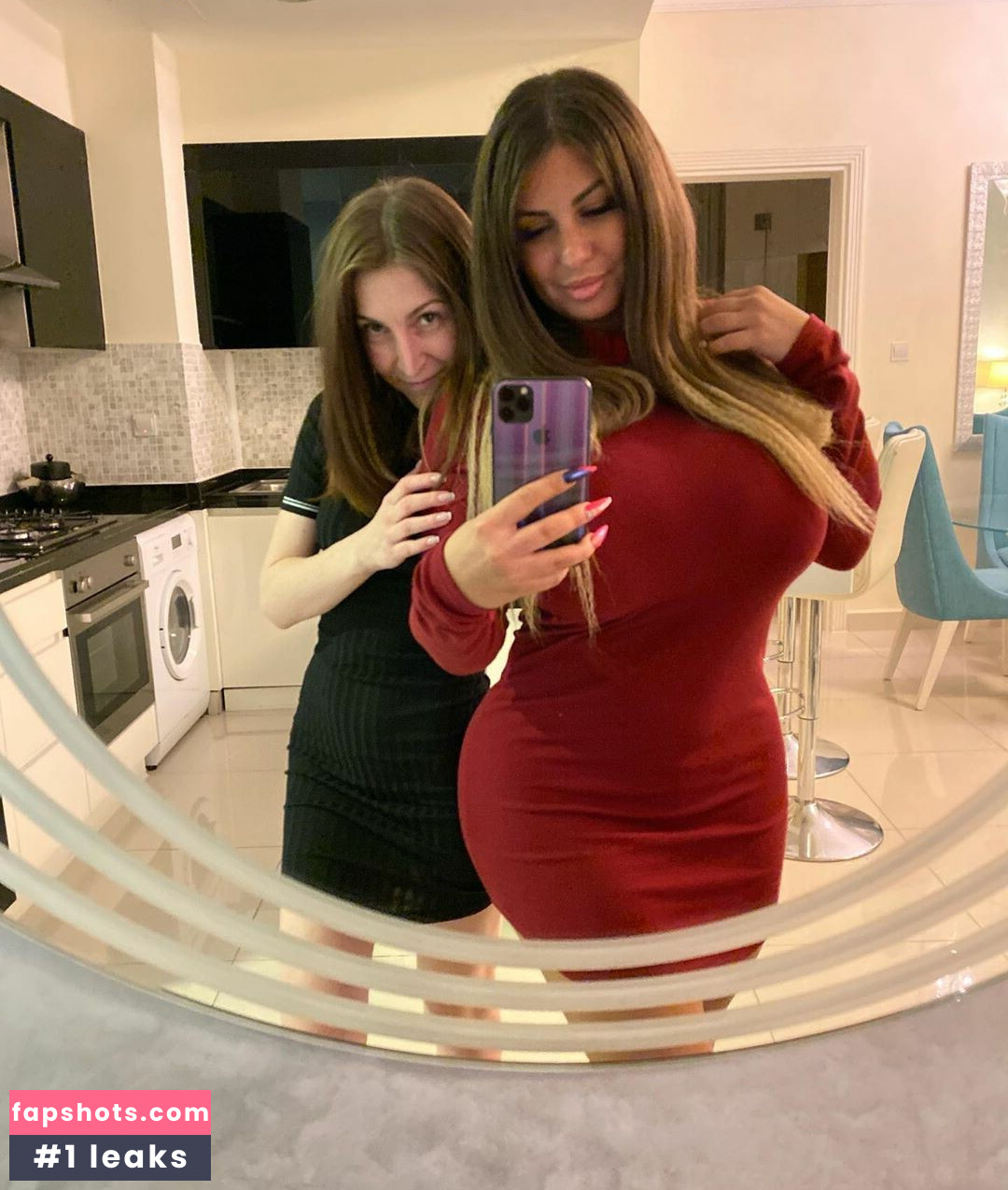 Mila Pink gallery photo #27