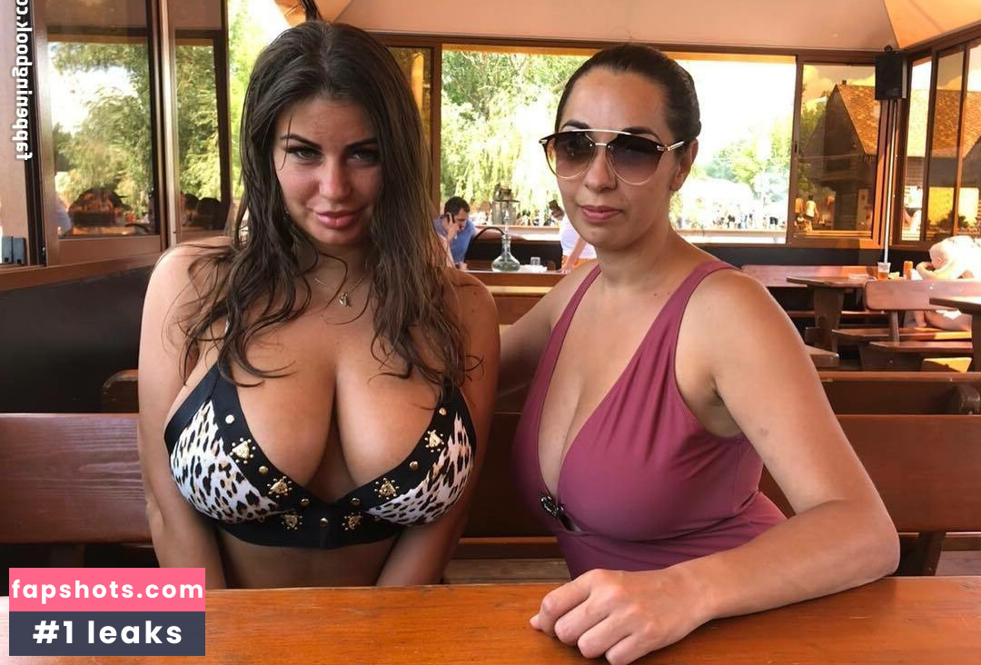 Mila Pink gallery photo #33