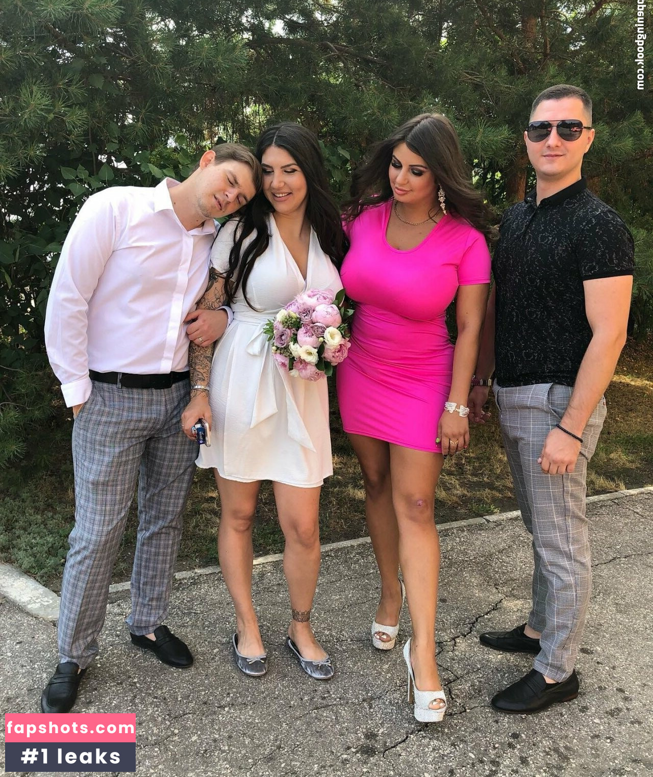 Mila Pink gallery photo #75