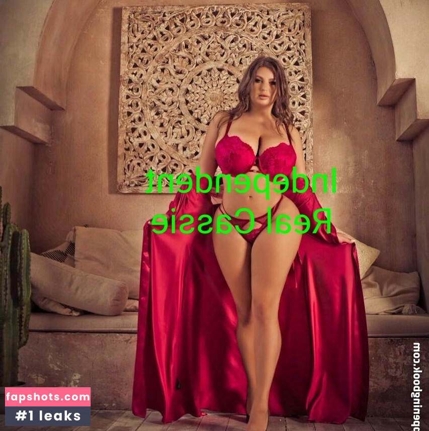 Mila Pink gallery photo #79