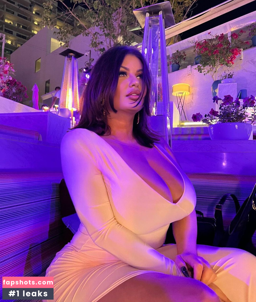 Mila Pink gallery photo #81