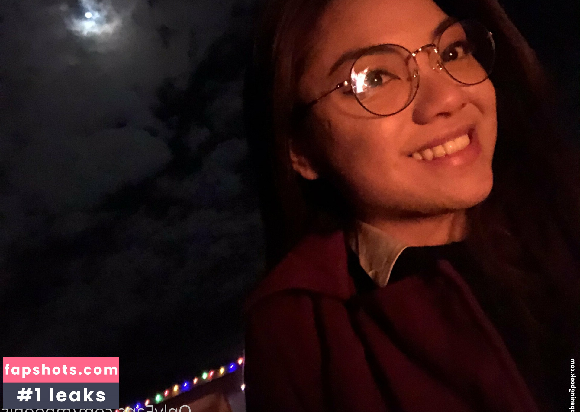 Mila Poonis gallery photo #13