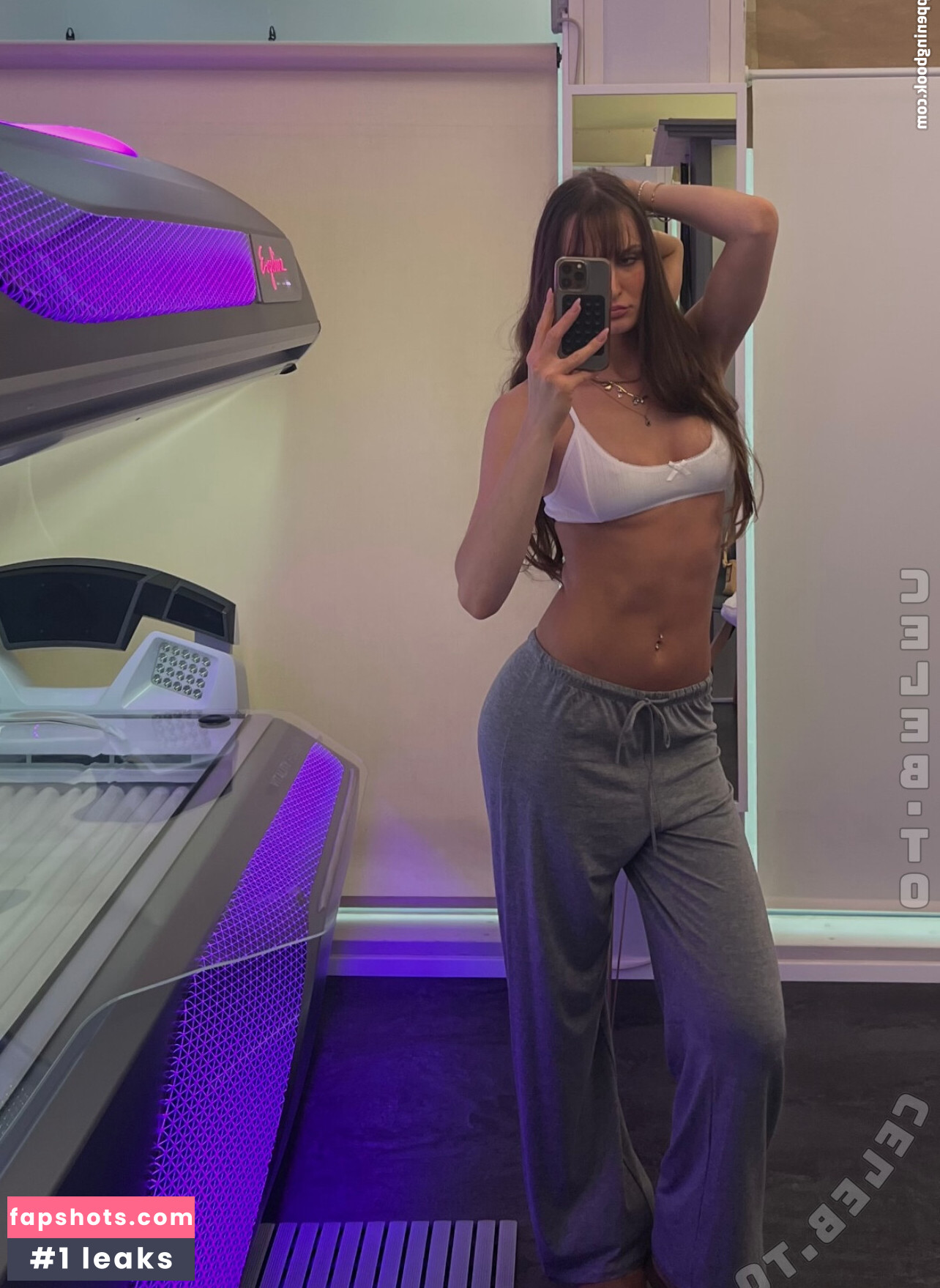 Mila Rosa nude babe gallery