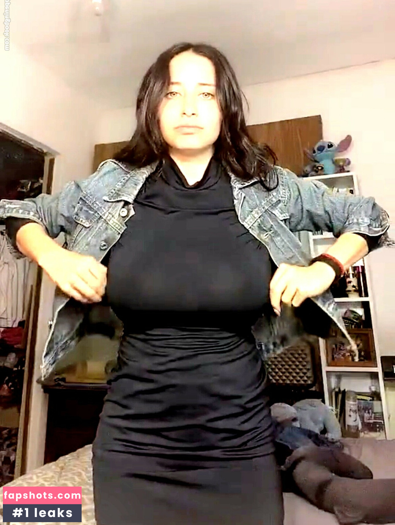 Milagros Seghi gallery photo #22