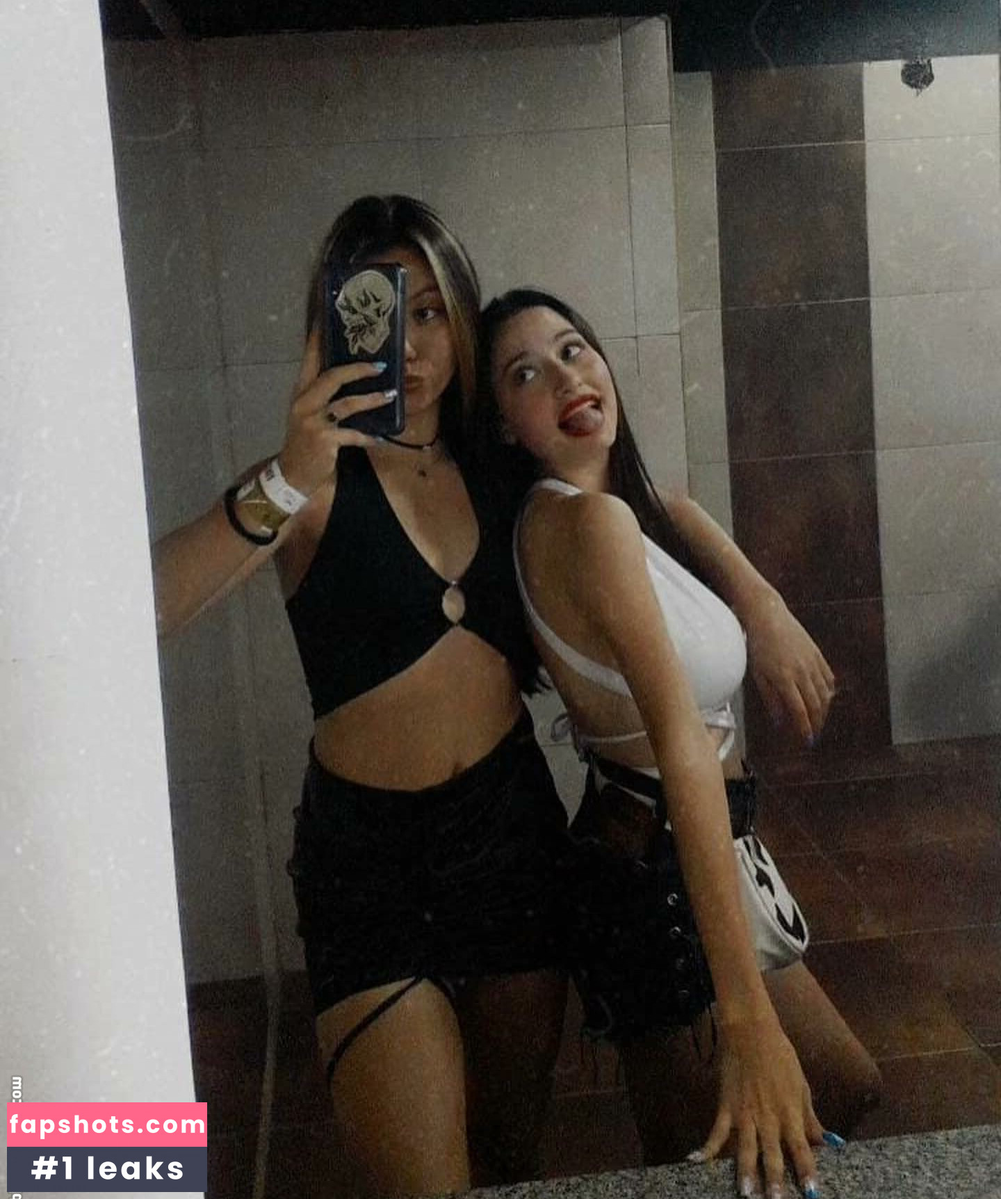 Milagros Seghi gallery photo #37