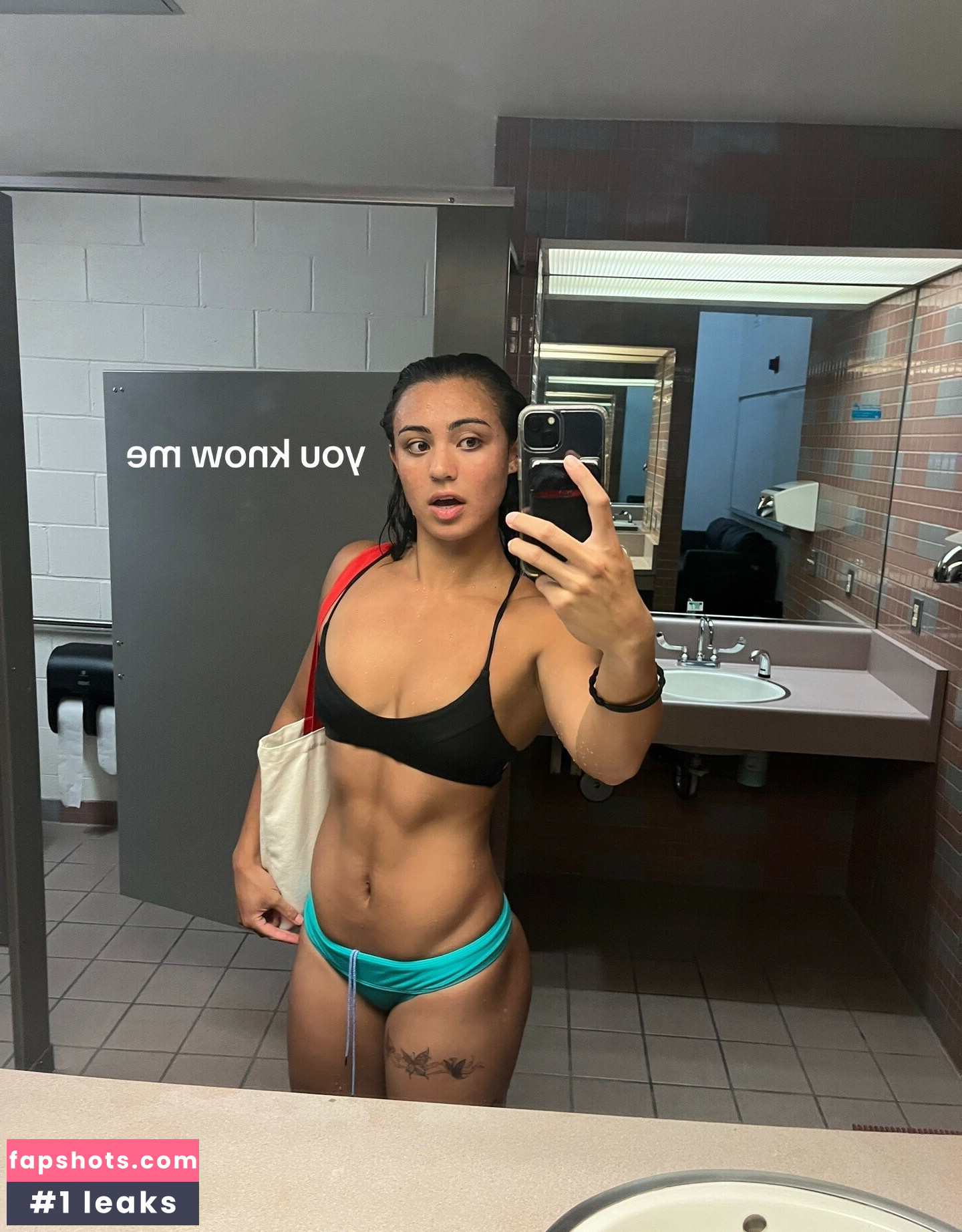 Milan Manfredi gallery photo #8