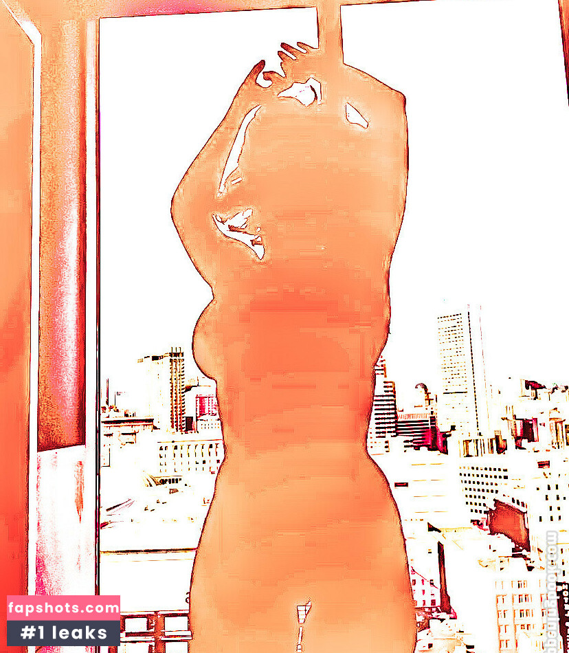 Milana Vayntrub gallery photo #212